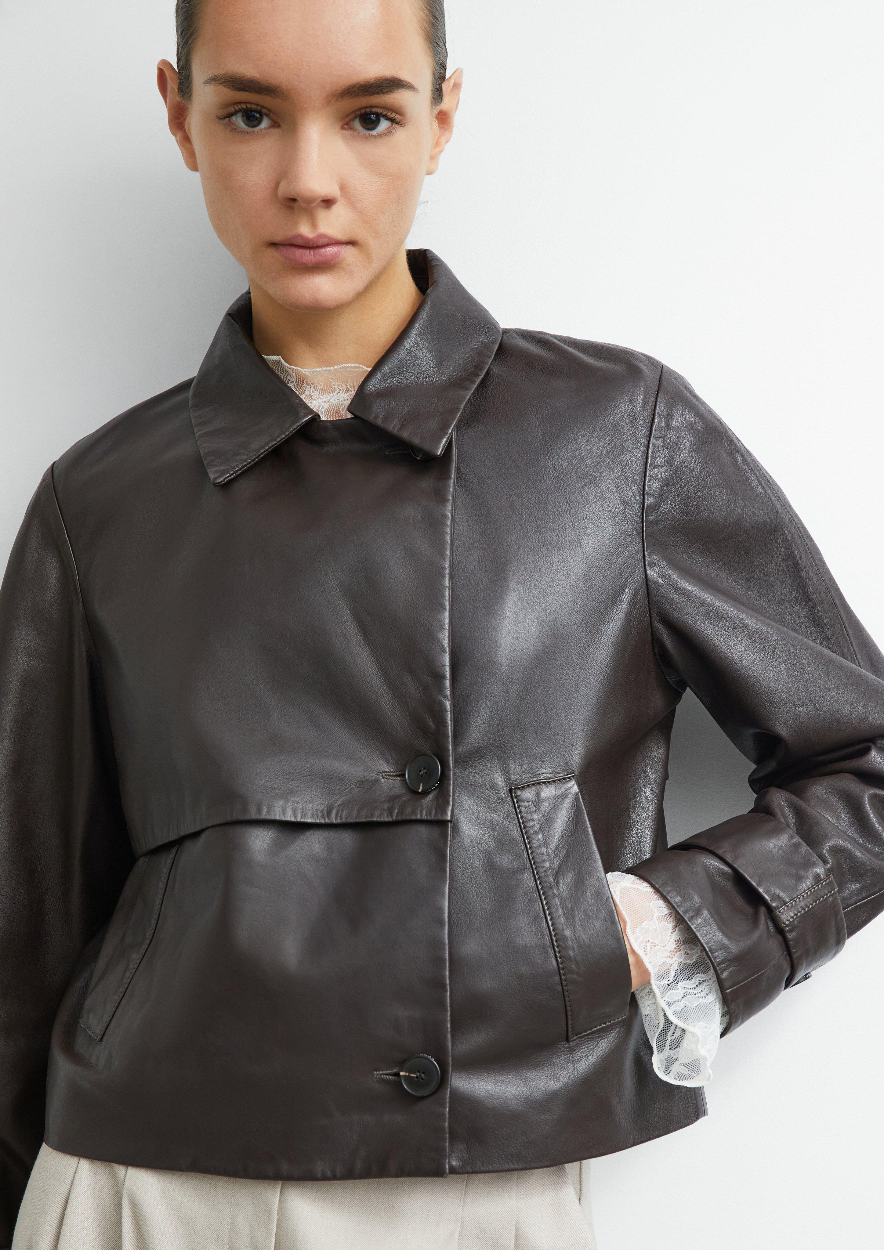 Veste d'intérieur en brun de COMMA