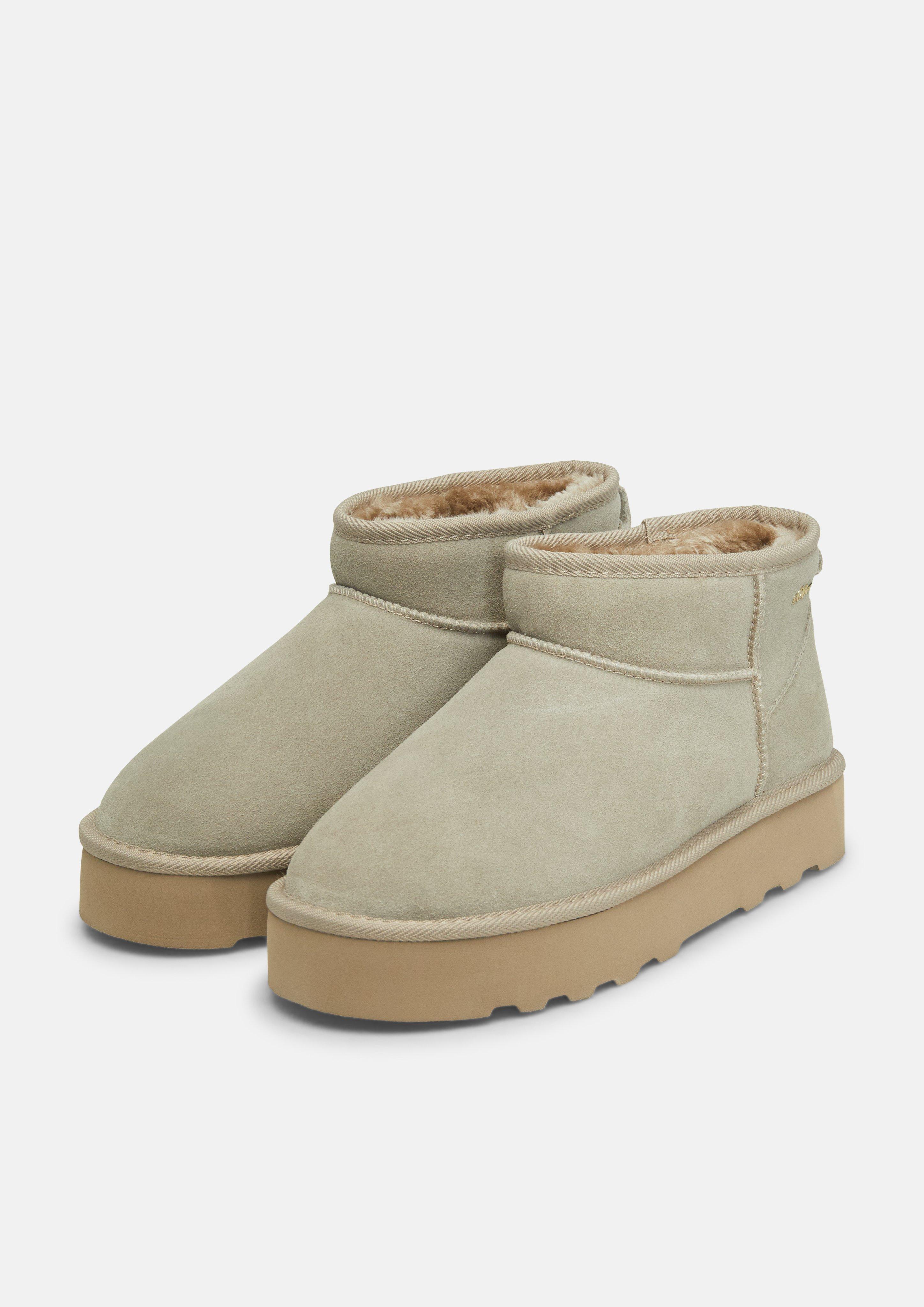 Femmes Bottes en olive de s.Oliver