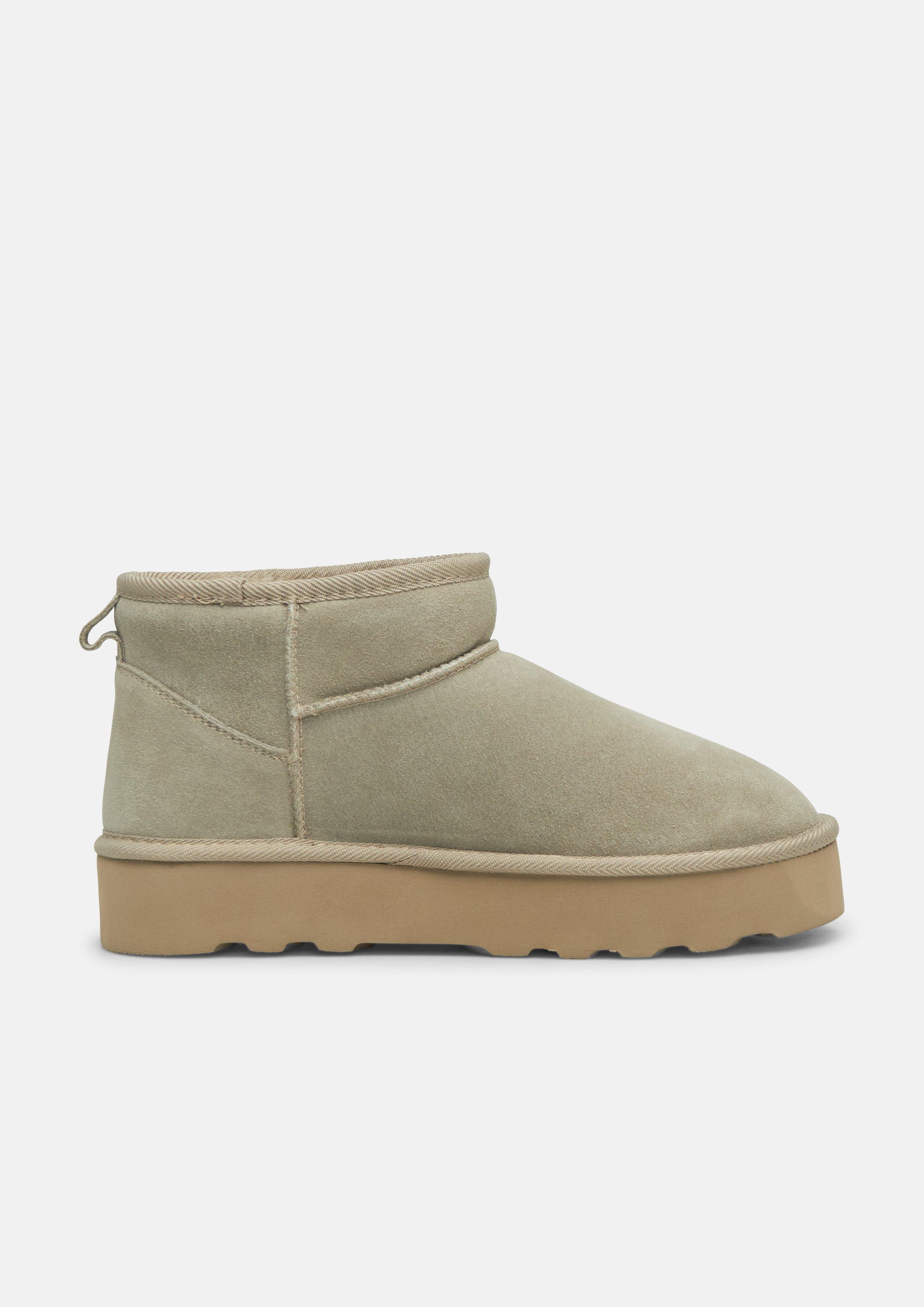 Femmes Bottes en olive de s.Oliver