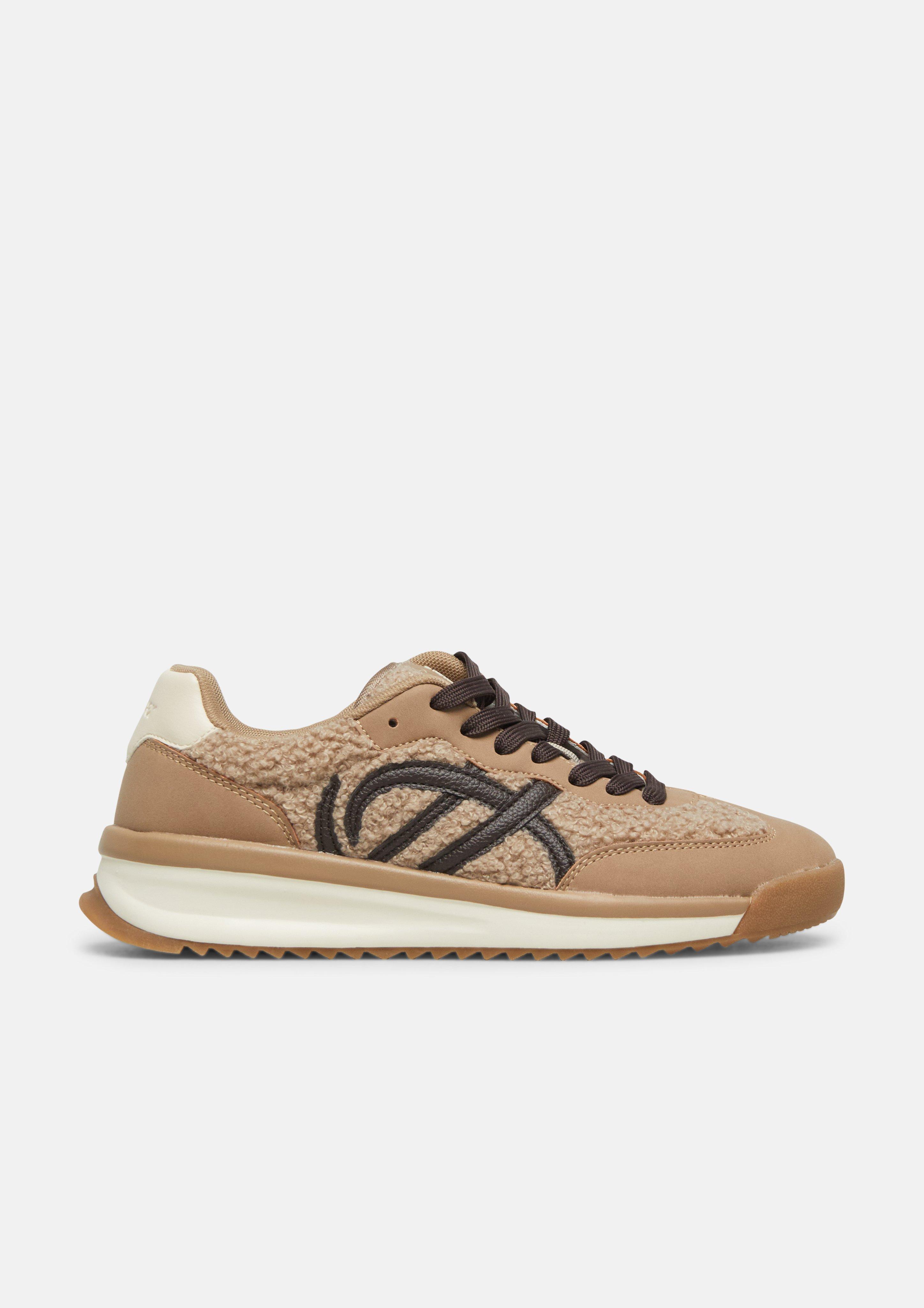 Sneaker in bruin van s.Oliver