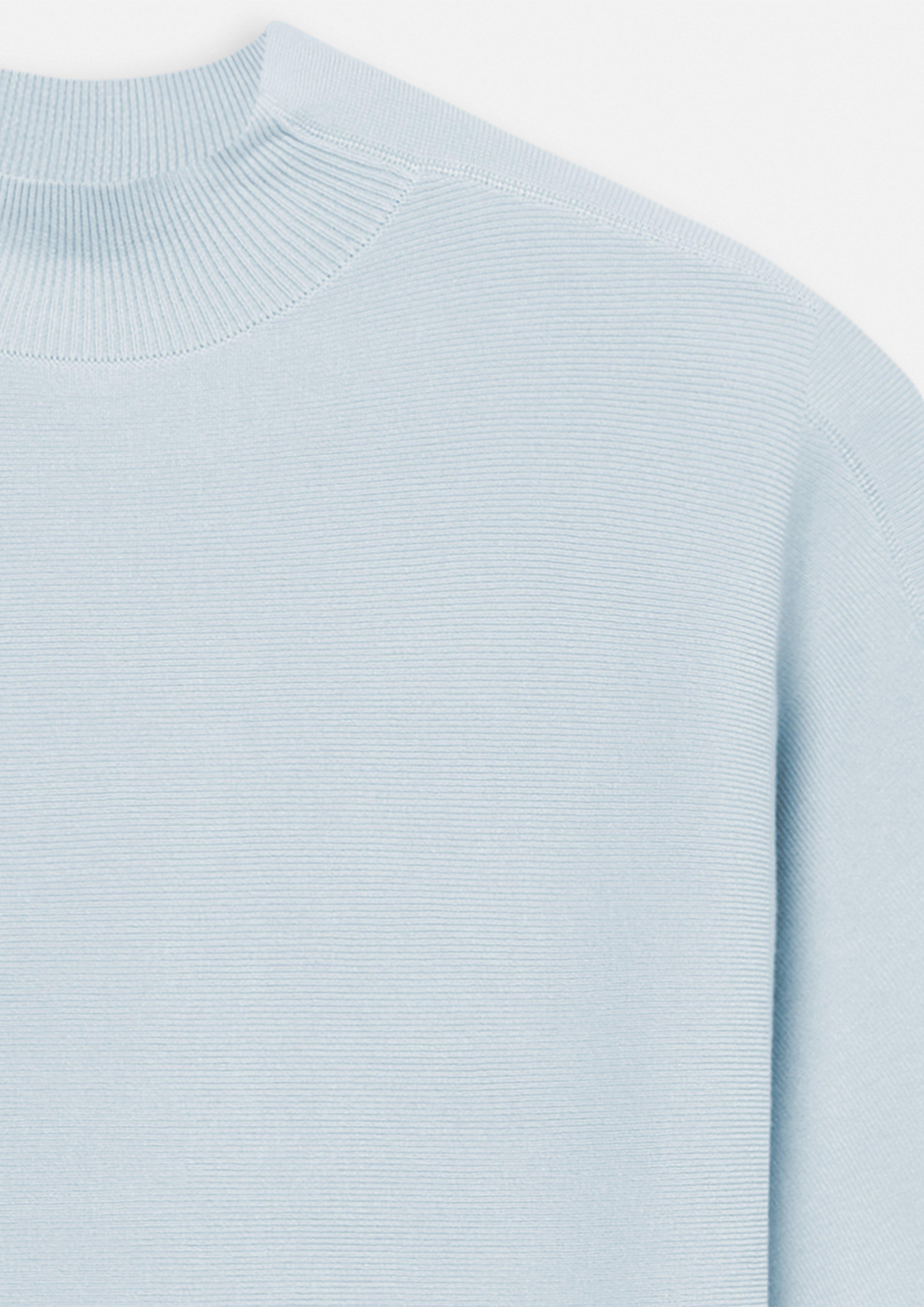 Feinstrickpullover aus Viskosemix mit Stehkragen in blau von COMMA