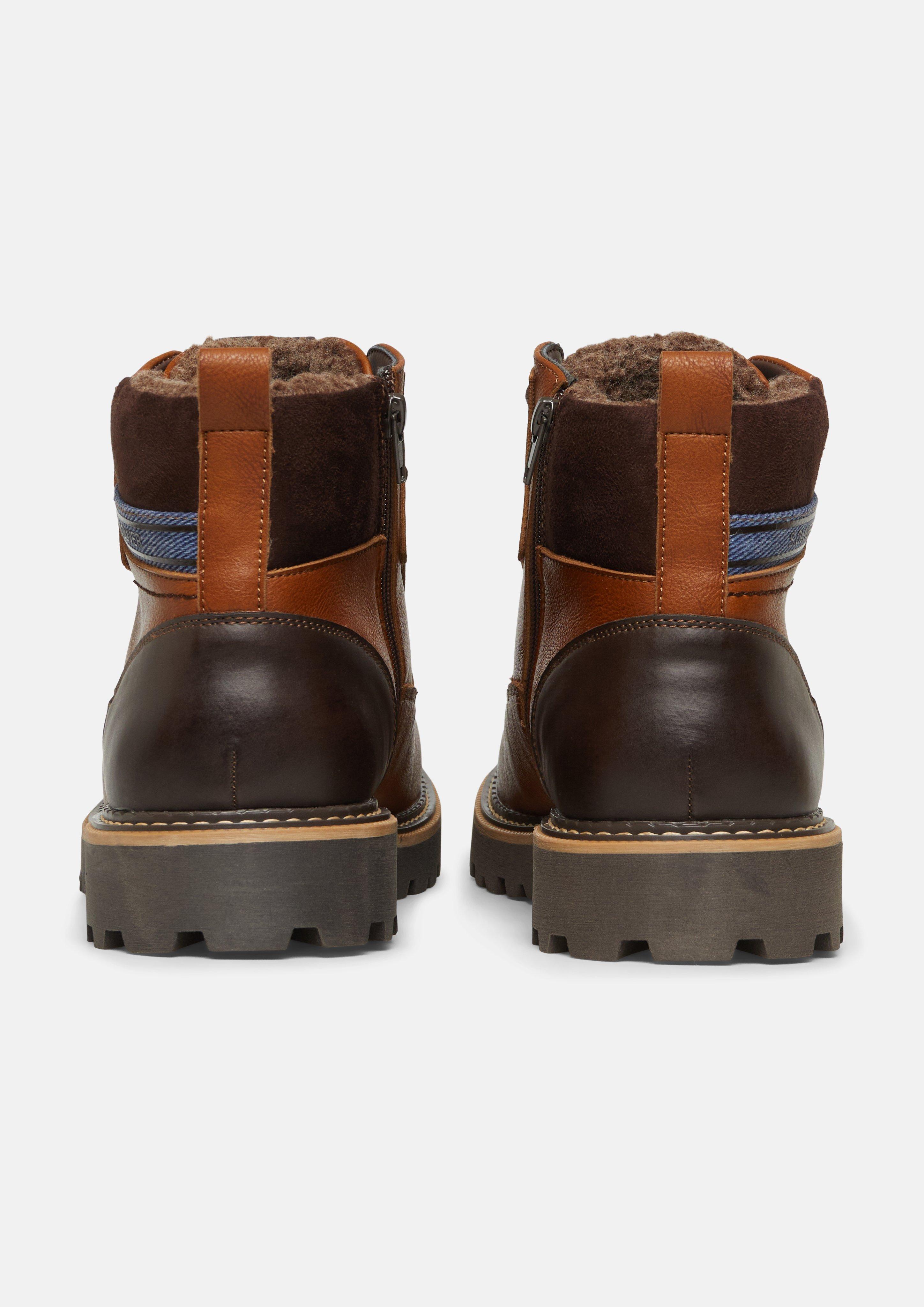 Hommes Bottes en mélange de matériaux avec semelle profilée en brun de s.Oliver