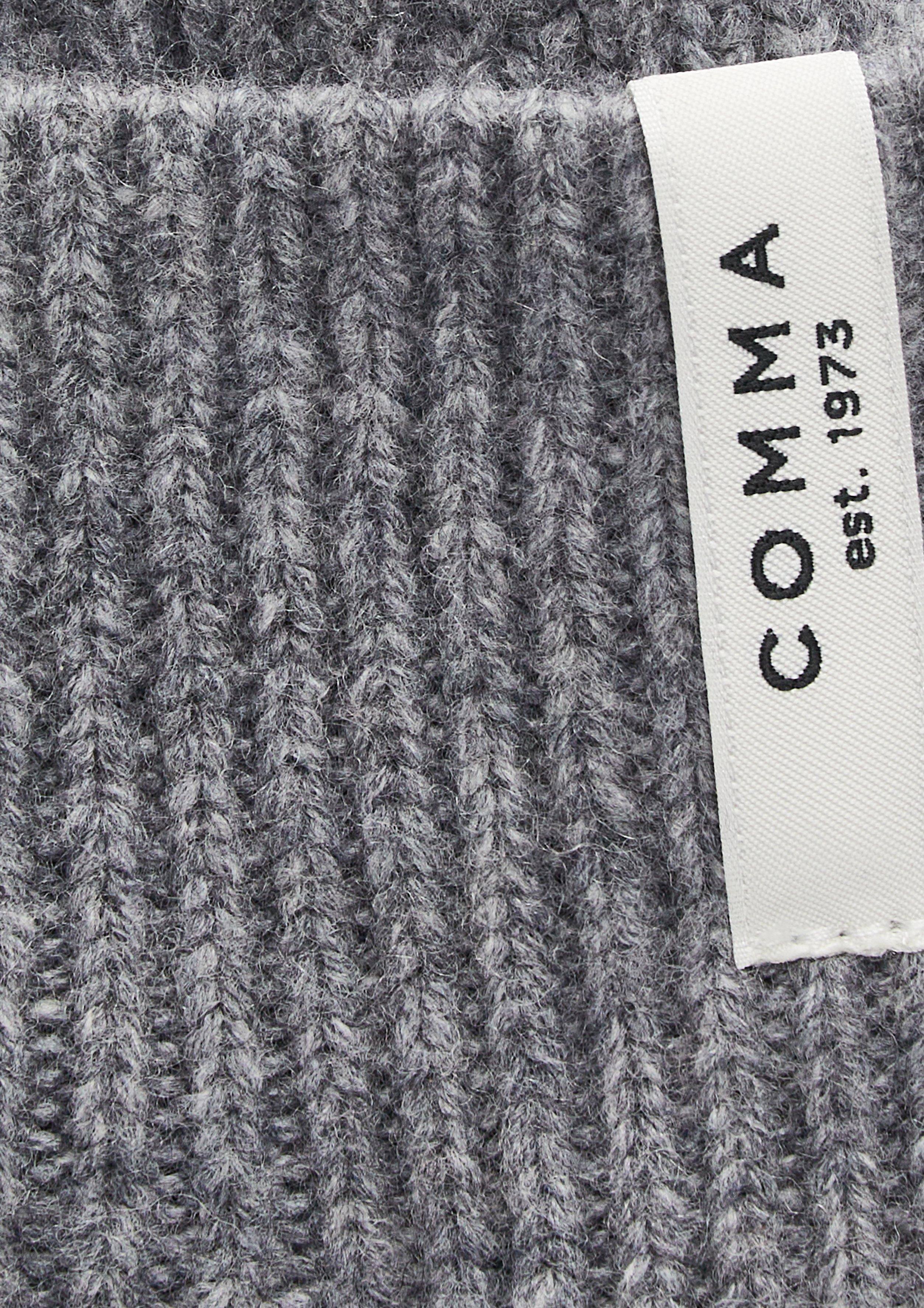 Beanie aus 100% Wolle in grau von COMMA
