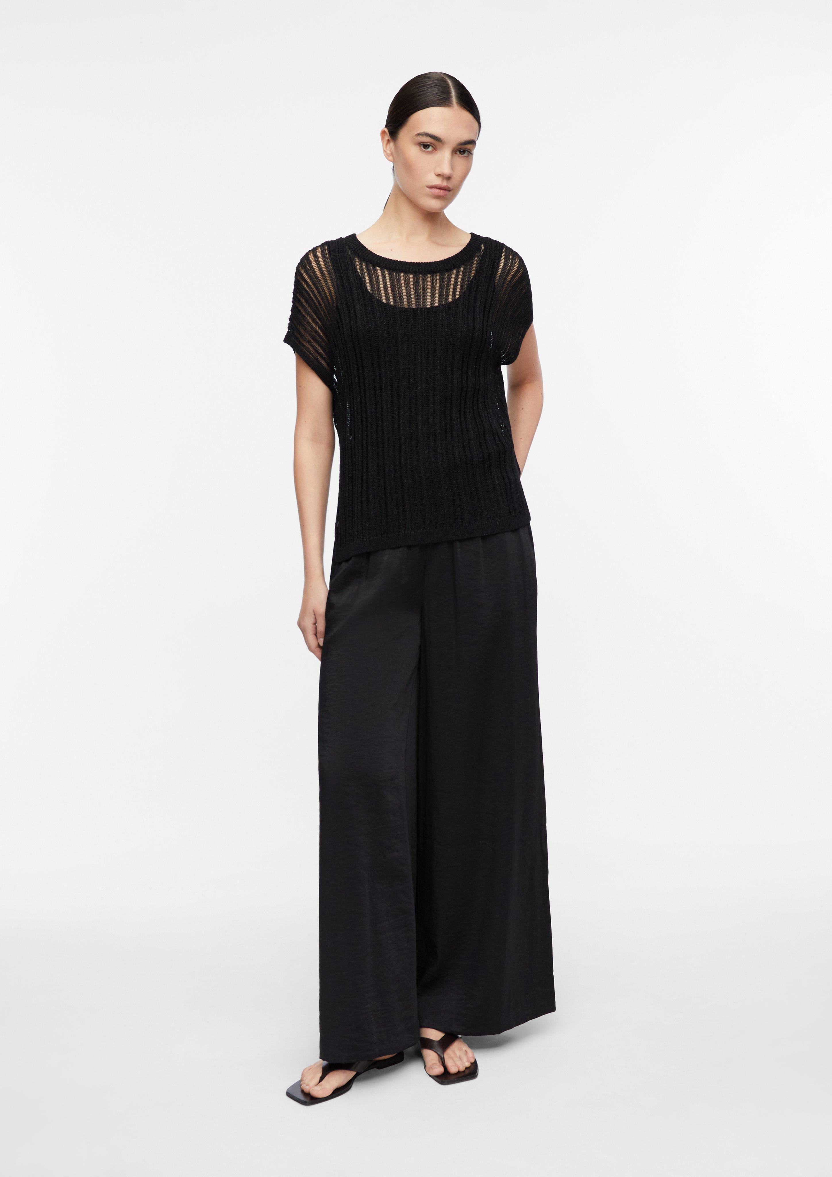 Poncho en viscose mélangée avec fil scintillant en noir de COMMA