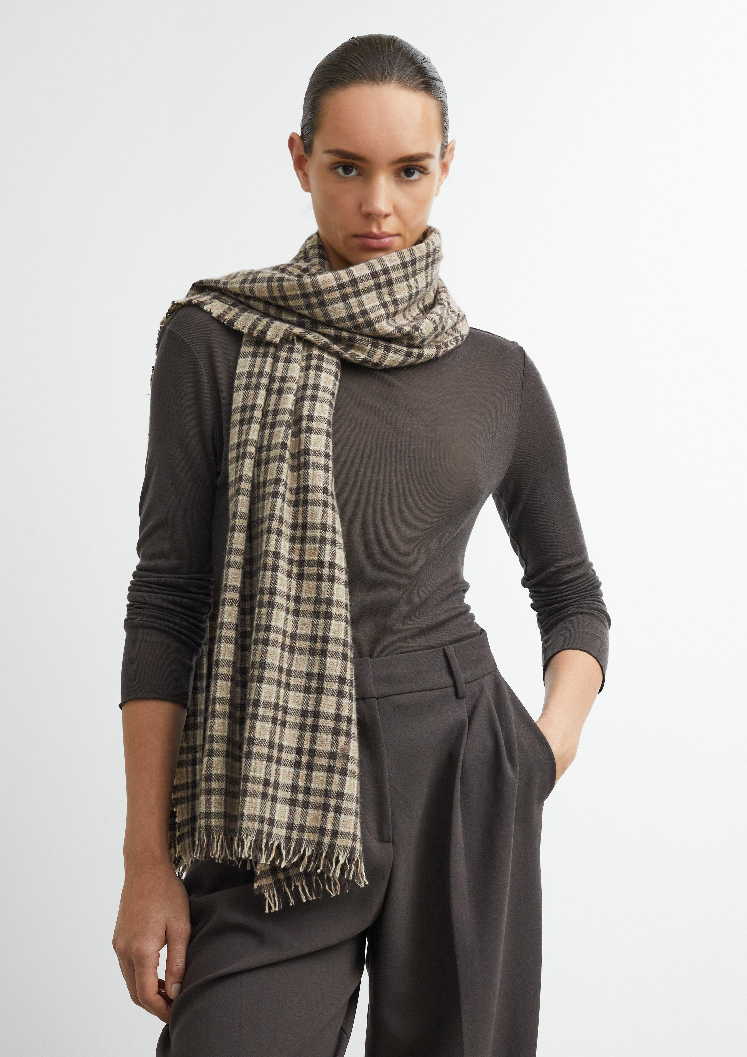 Scarf in brown by COMMA