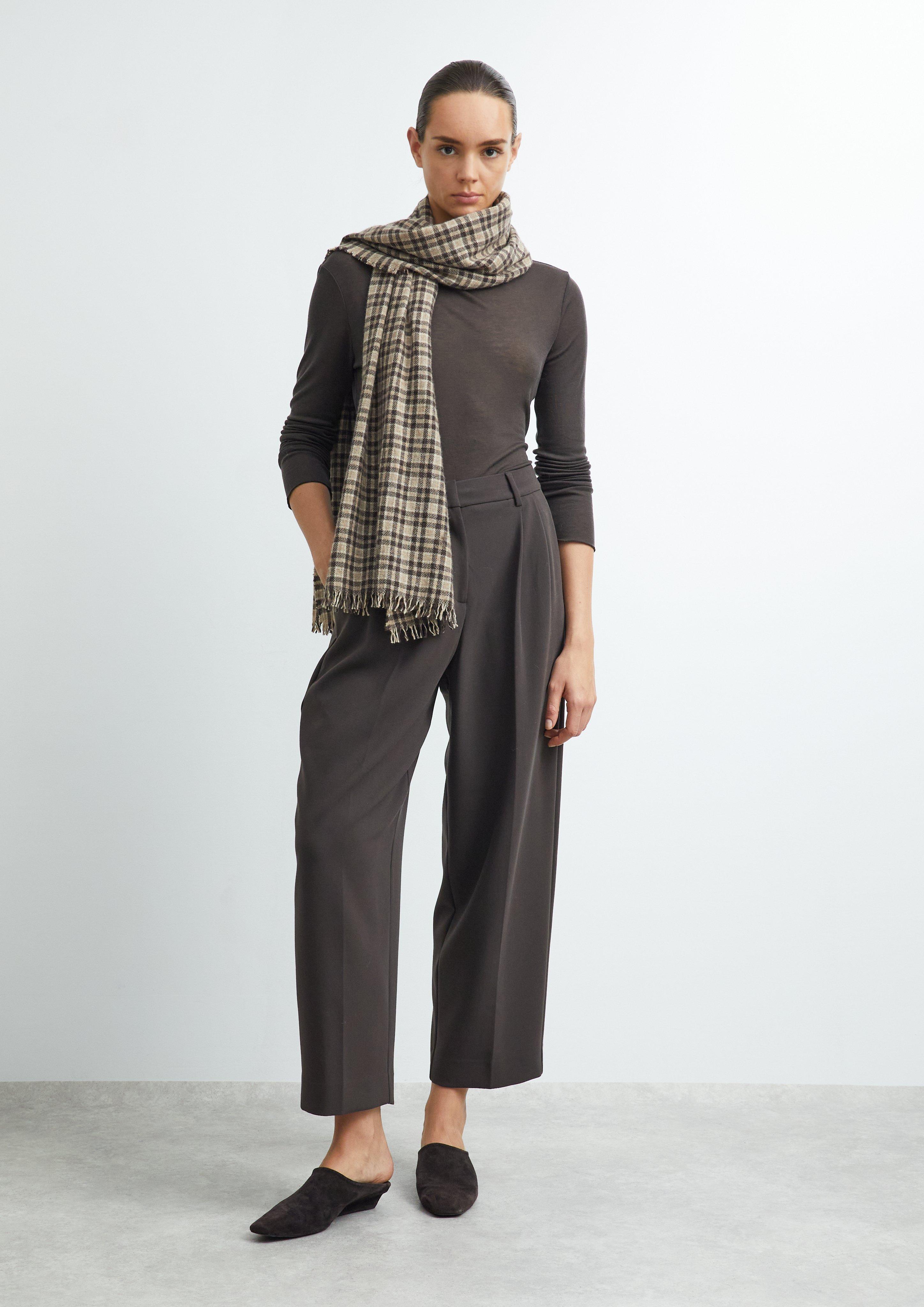 Scarf in brown by COMMA