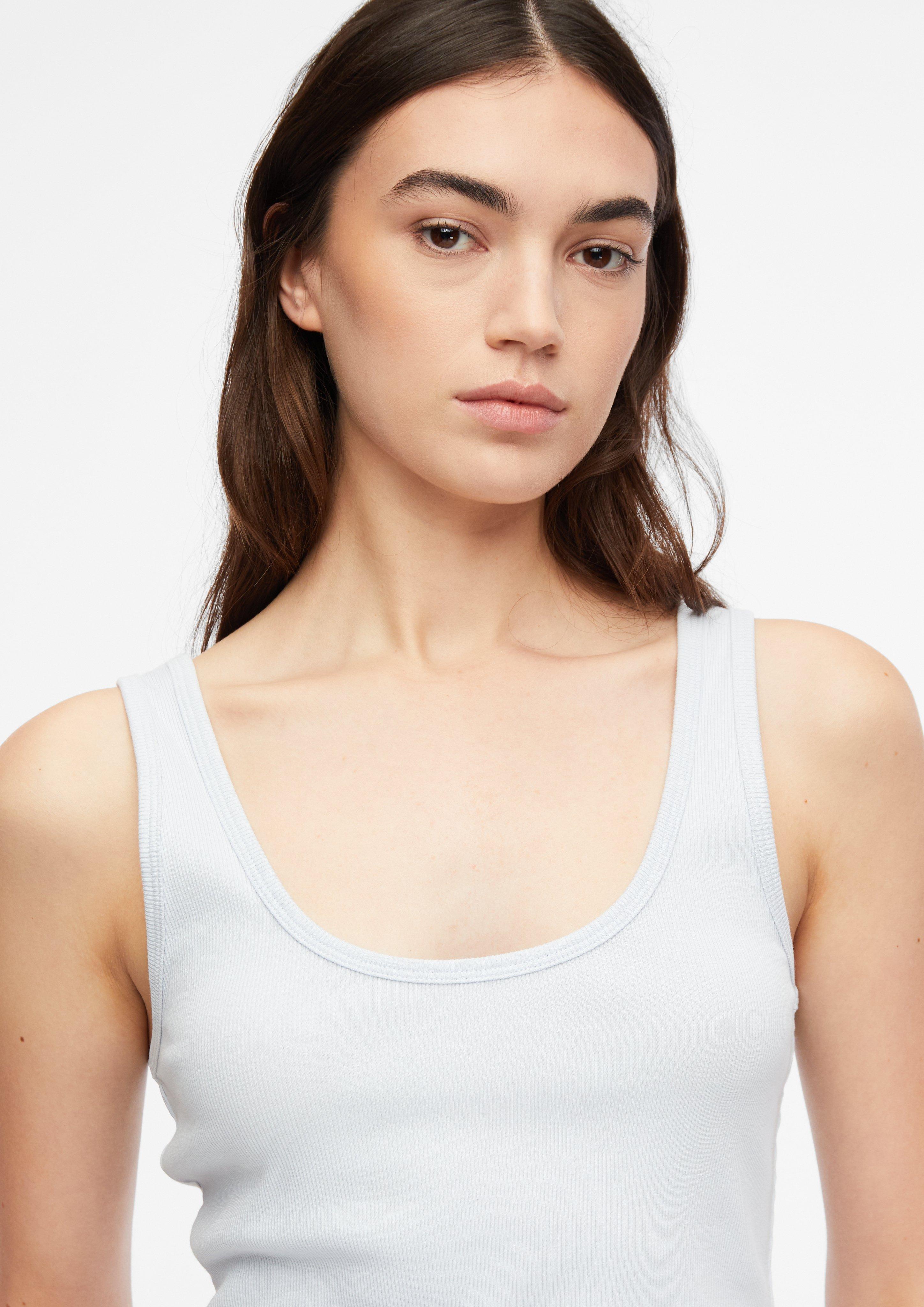 Geripptes Tanktop in  von COMMA