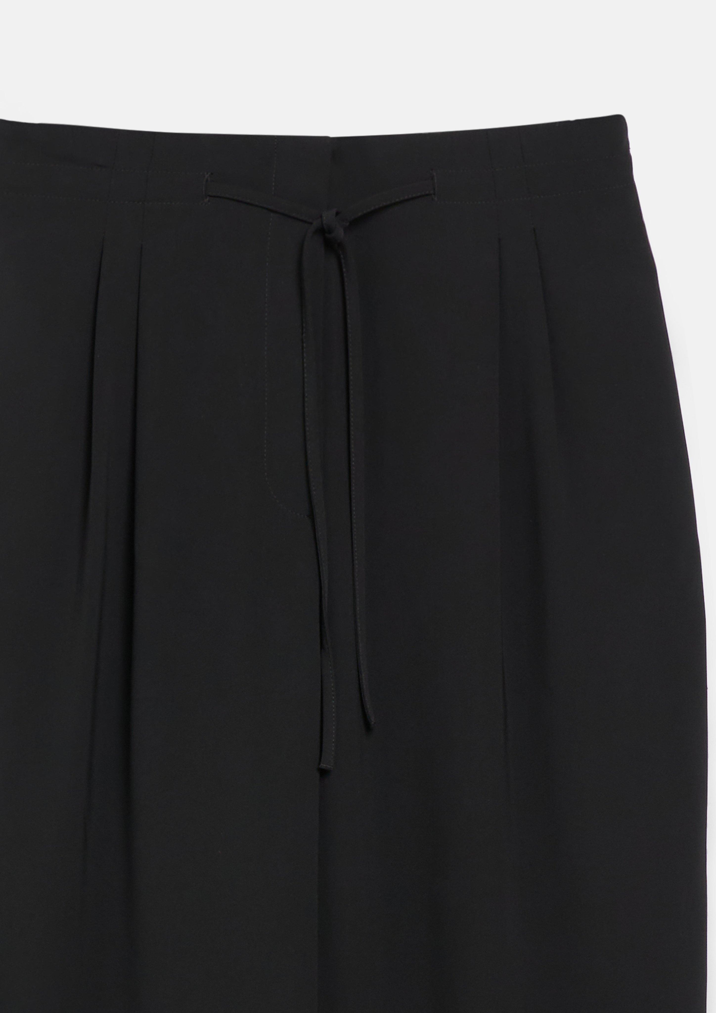 Damen Jogpants mit High Rise und Weitenregulierung in schwarz von s.Oliver BLACK LABEL