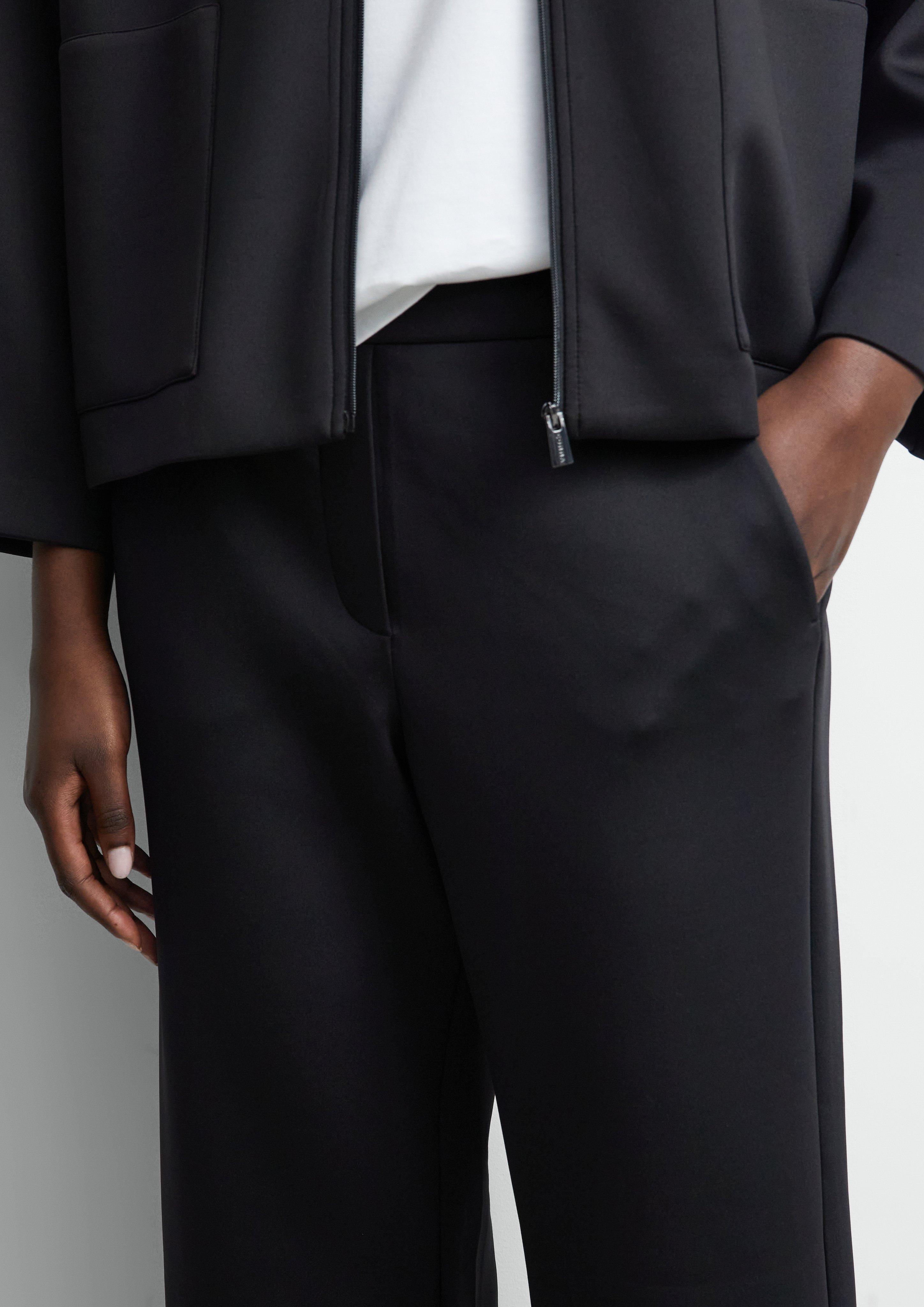 Culotte aus Scuba in schwarz von COMMA