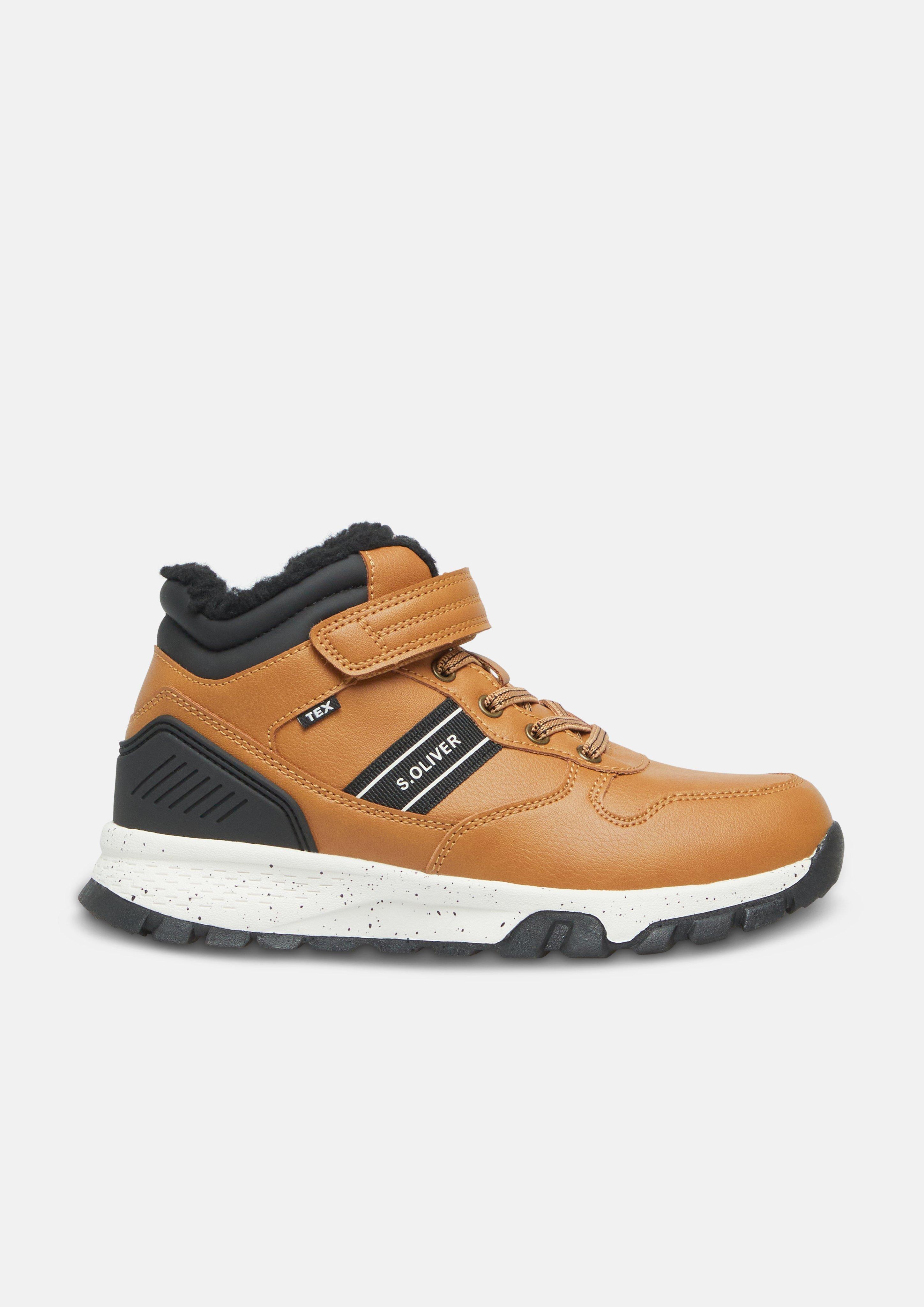 Sneaker in Farbe zimt von s.Oliver