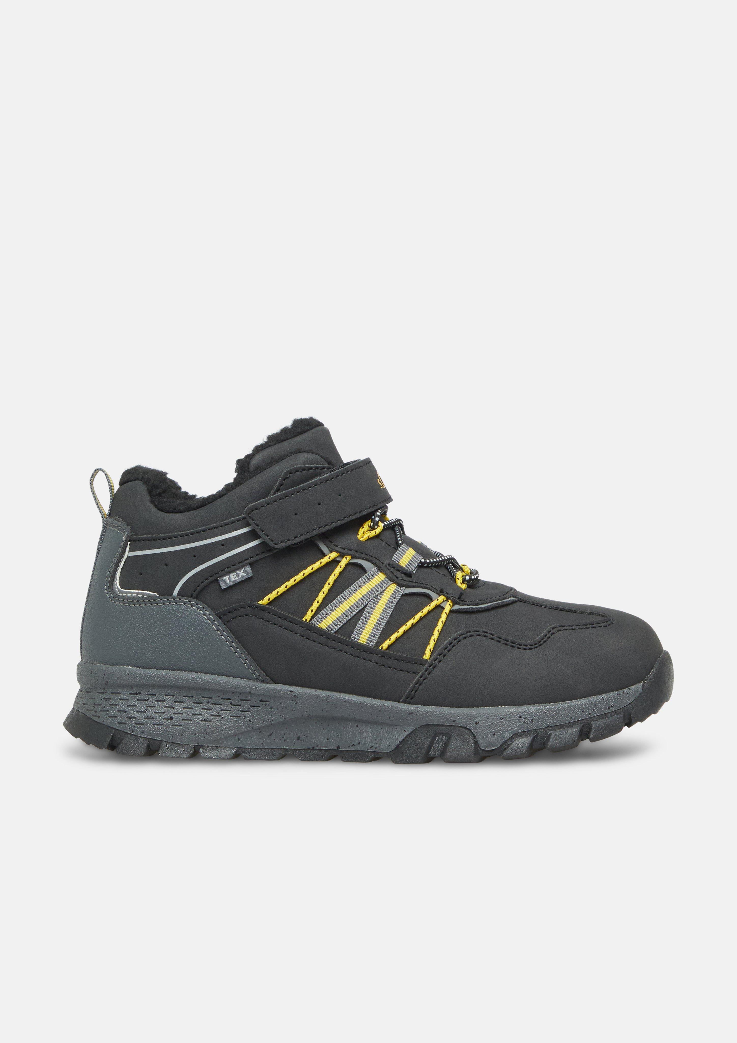 Sneaker in Farbe schwarz von s.Oliver