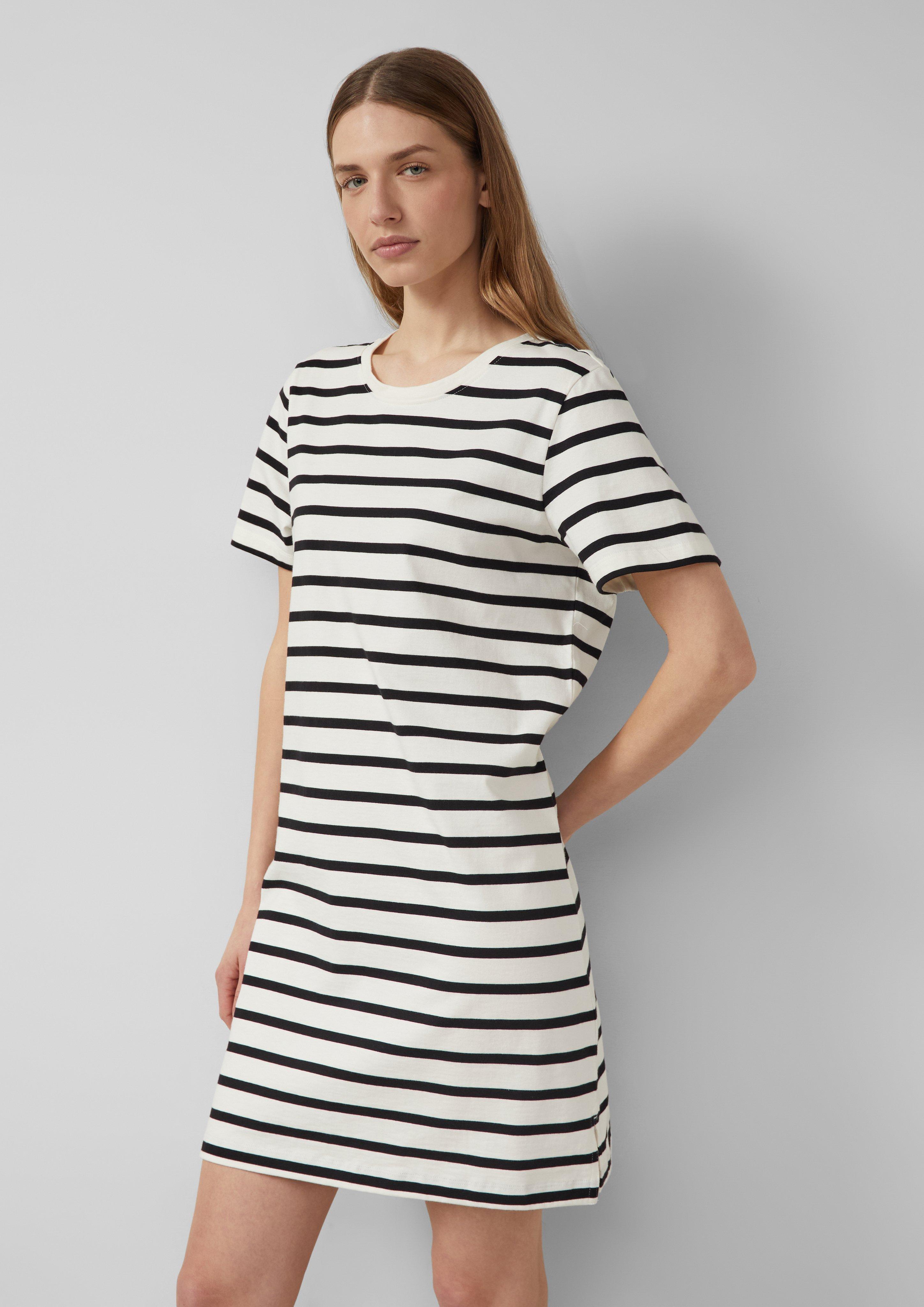 Kleid in 99G9, 39G9, 3903, 8918, 79G9, 7900, 89G9 & 9999