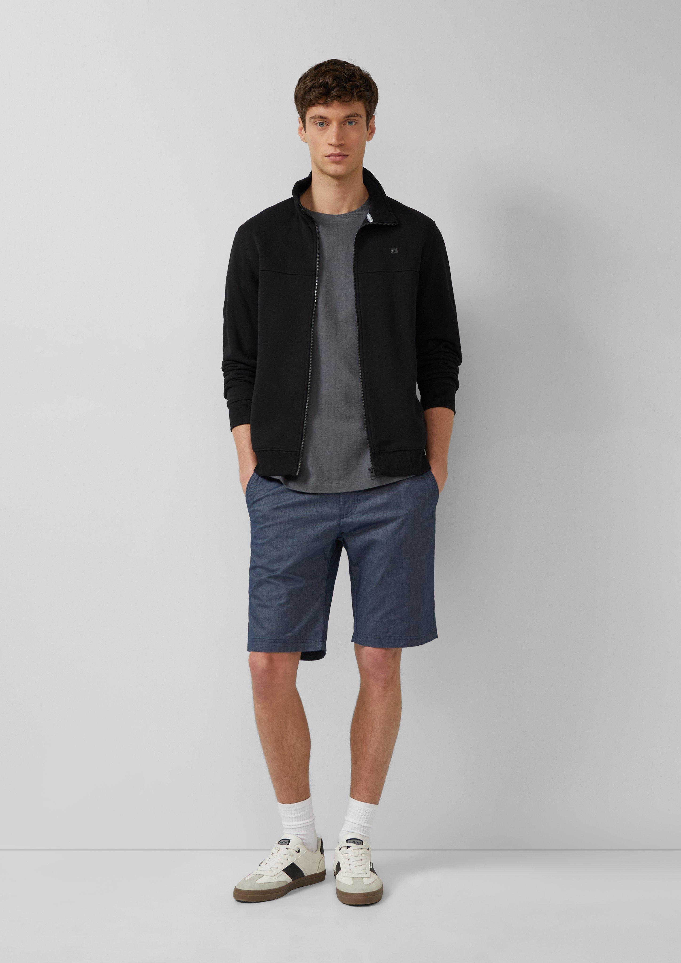 Koszulka w kolorze 9573, 9999, 5978, 0200, 7853 & 8148