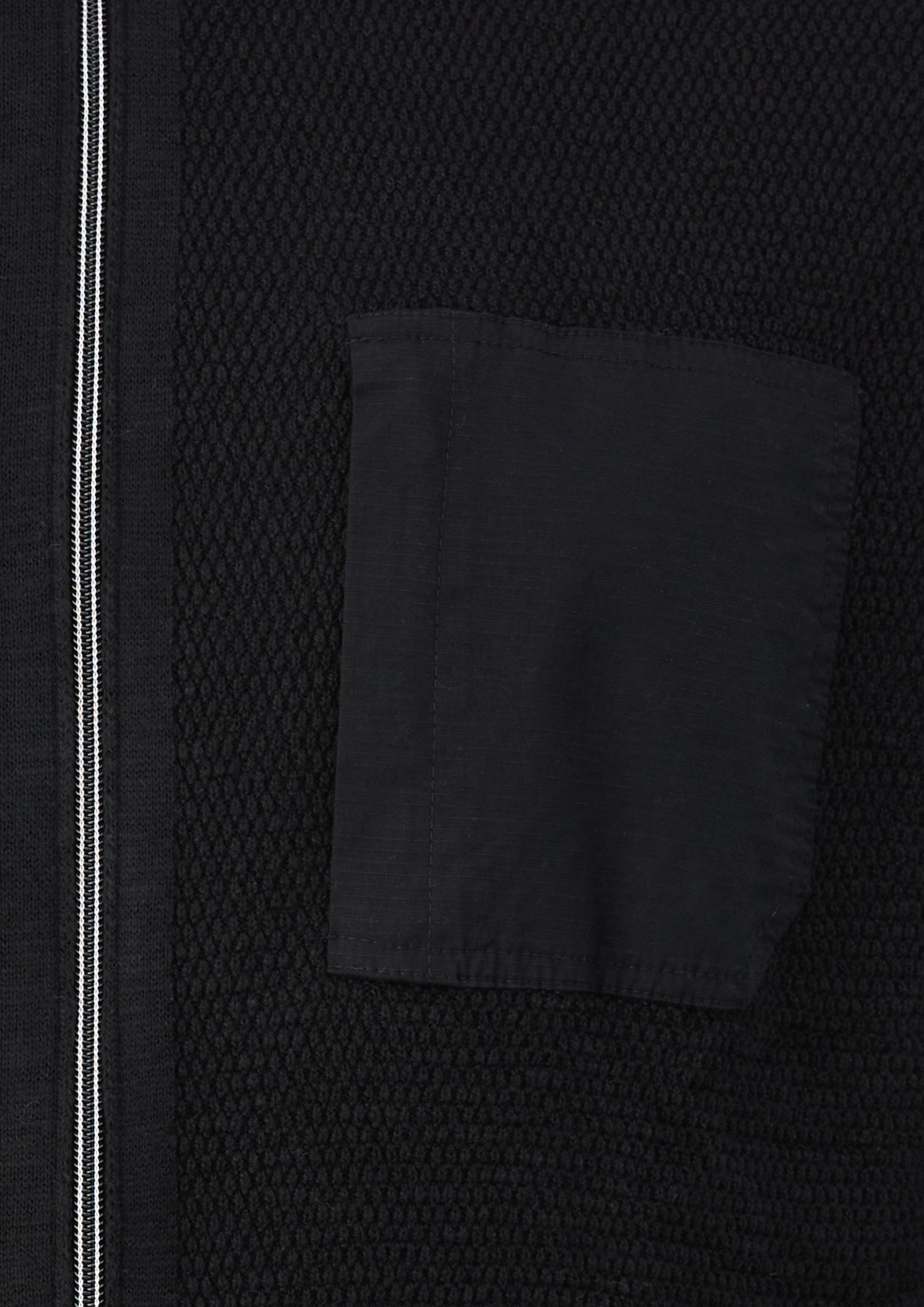 Herren Strickjacke mit Struktur und Kontrastdetails in schwarz von s.Oliver Men Big Sizes