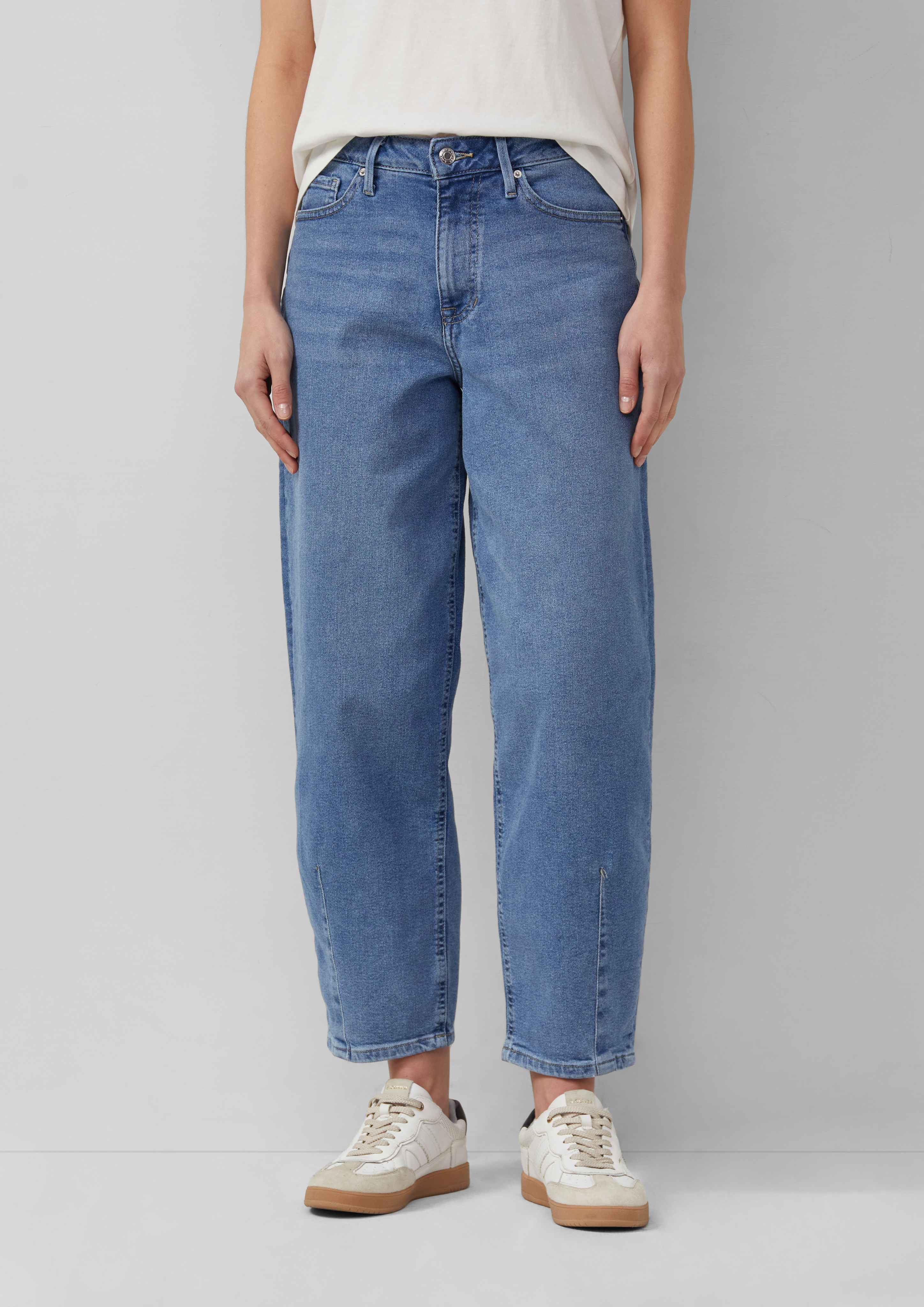 Thumbnail - Ankle-Jeans / Regular Fit / High Rise / Barrel Leg