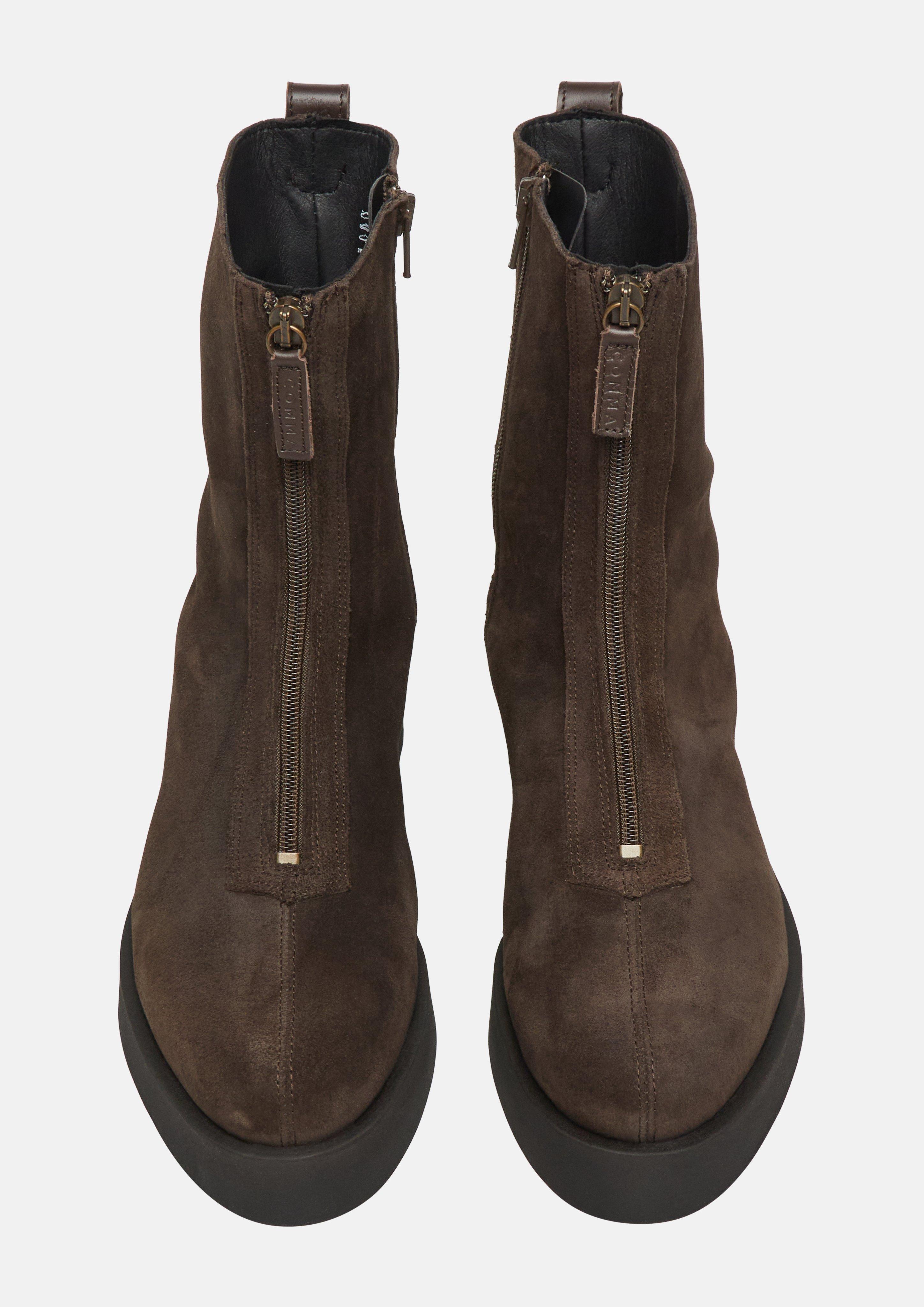Stiefel in braun von COMMA