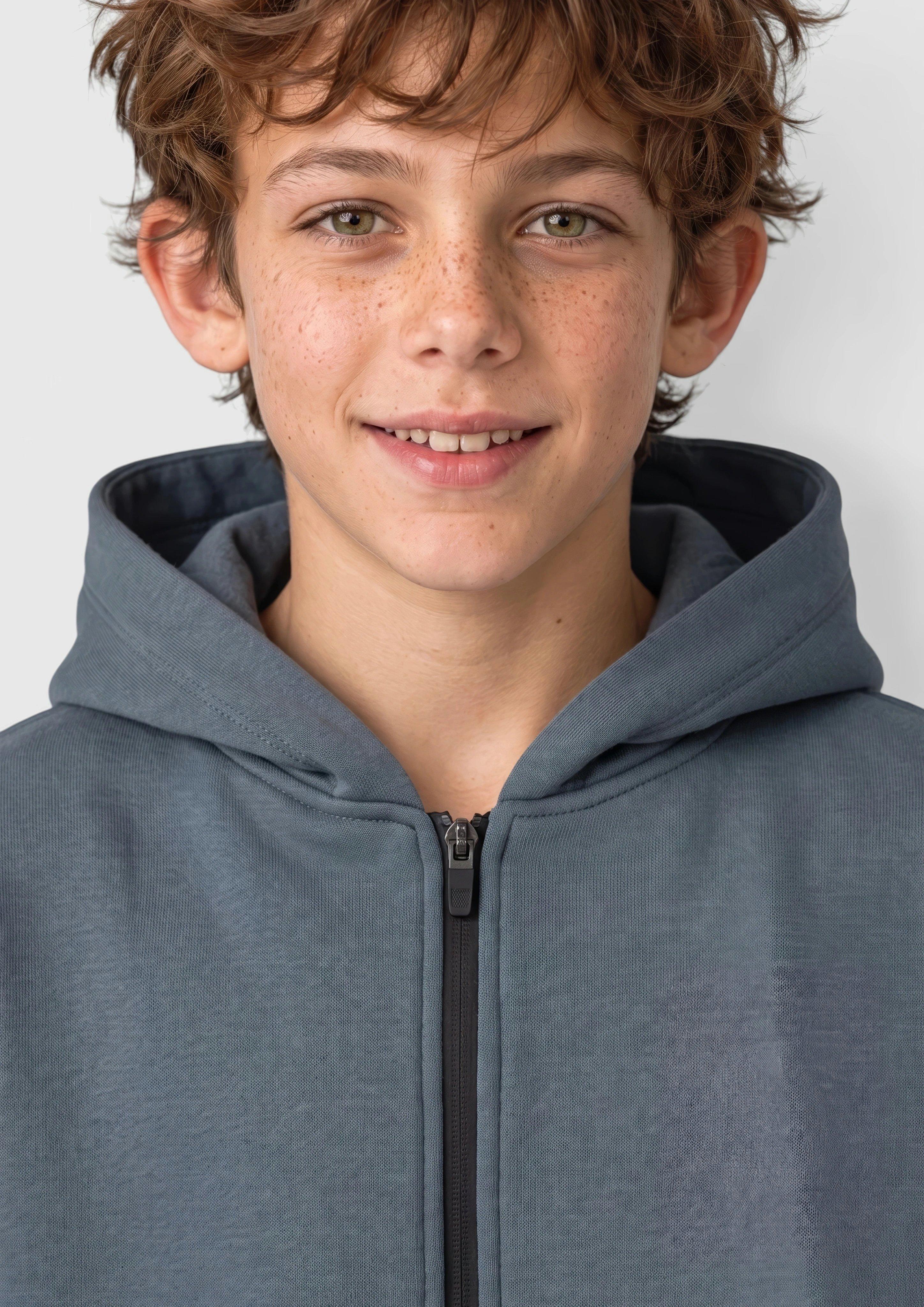 Junior Veste en molleton oversize douillette avec poches zippées en gris de s.Oliver