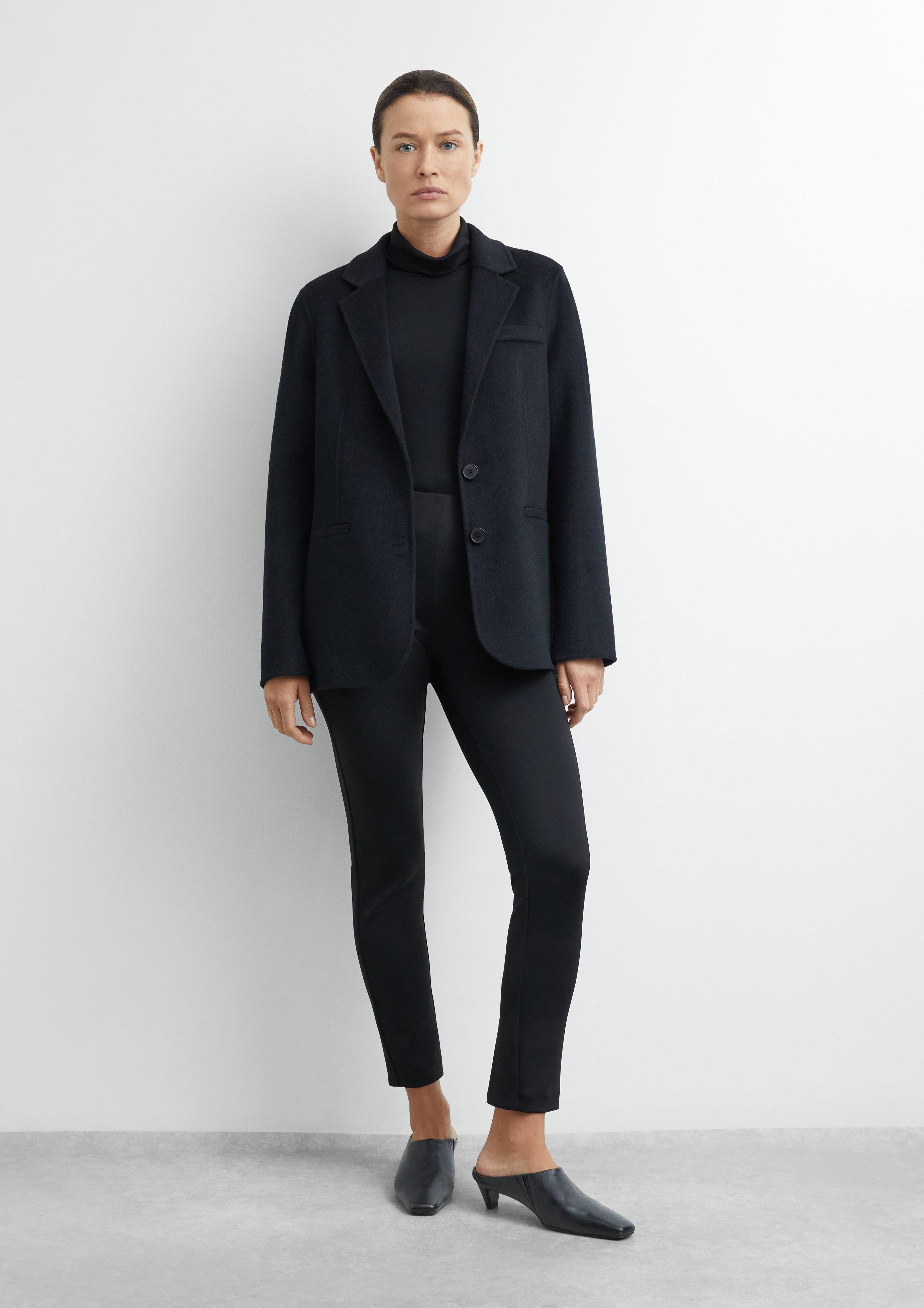Pantalon en noir de COMMA