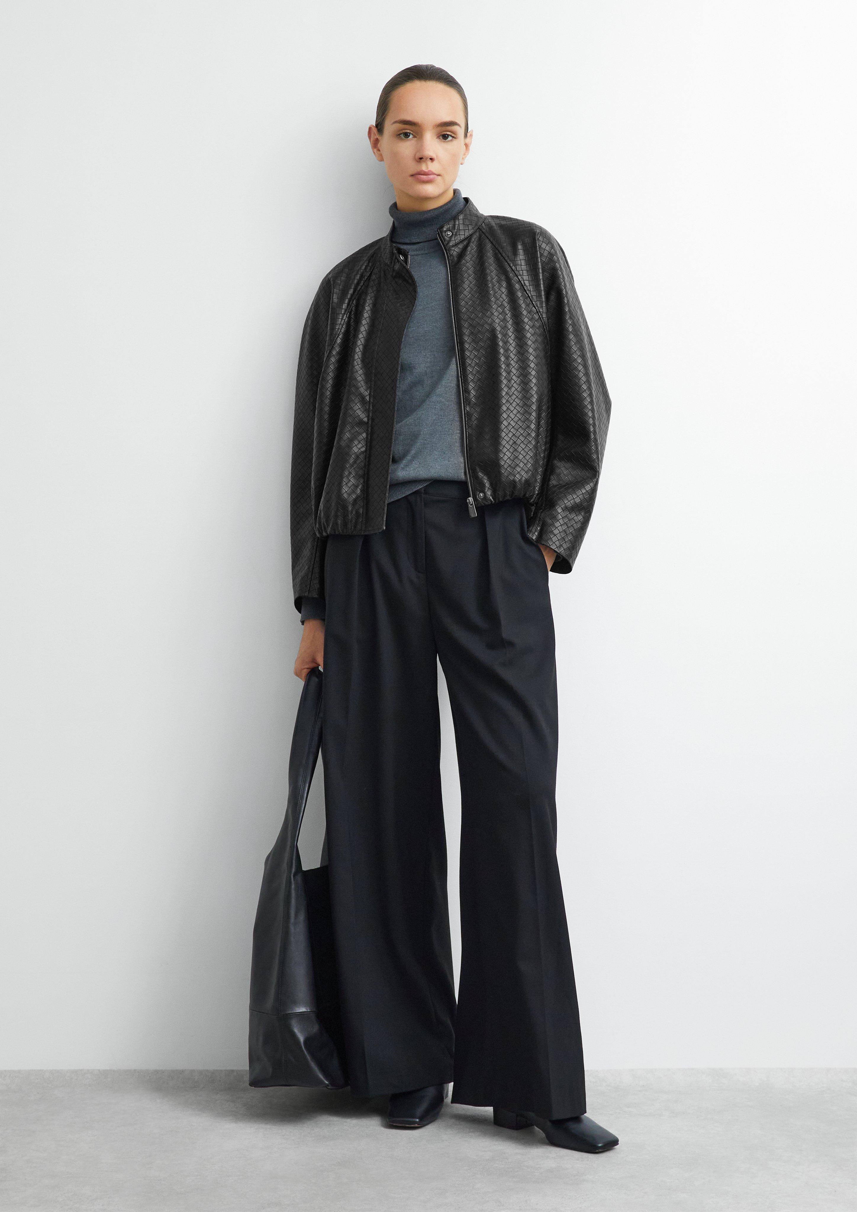 Indoor-Jacke in schwarz von COMMA