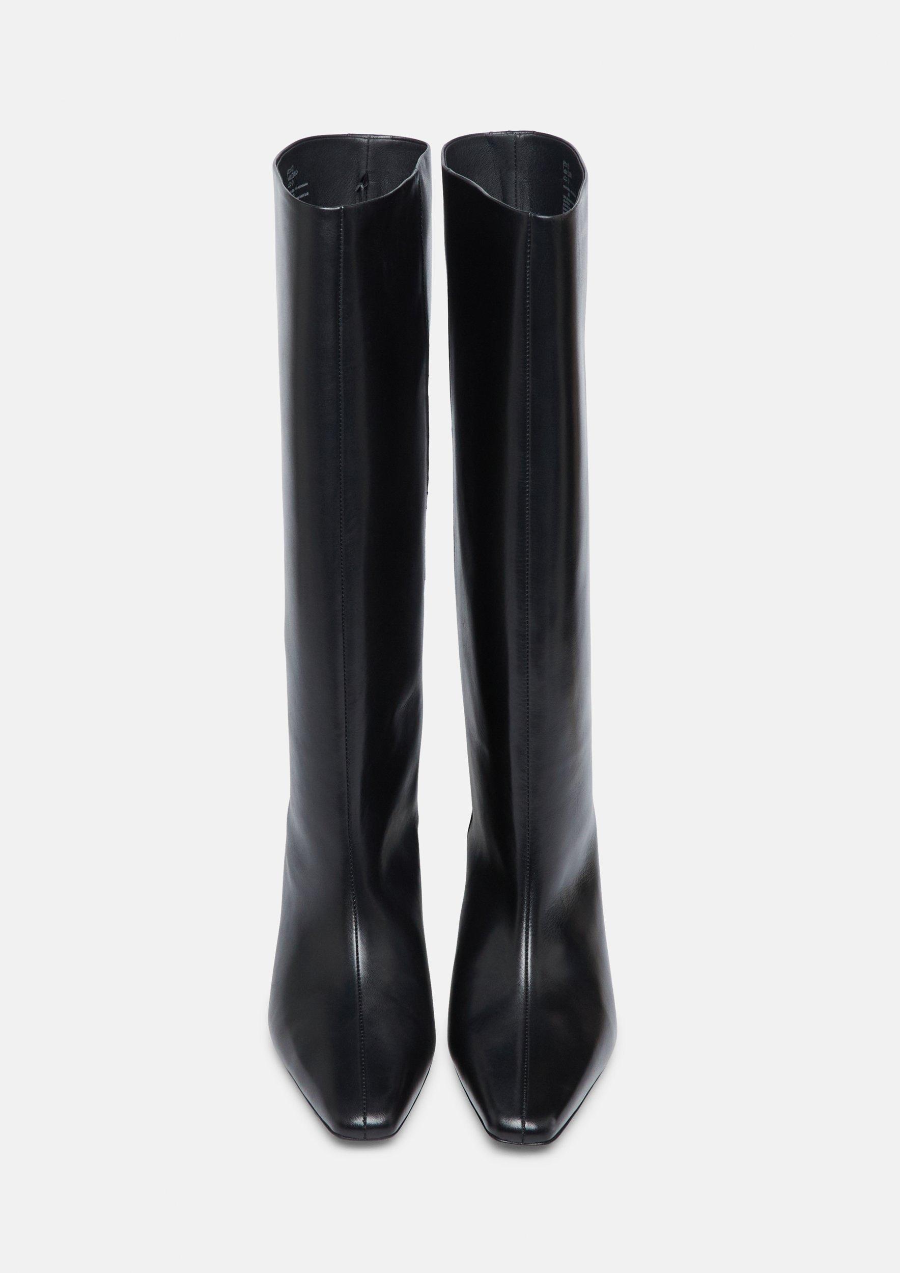 Damen Lederstiefel mit geradem Schaft und Kitten-Heel in schwarz von COMMA