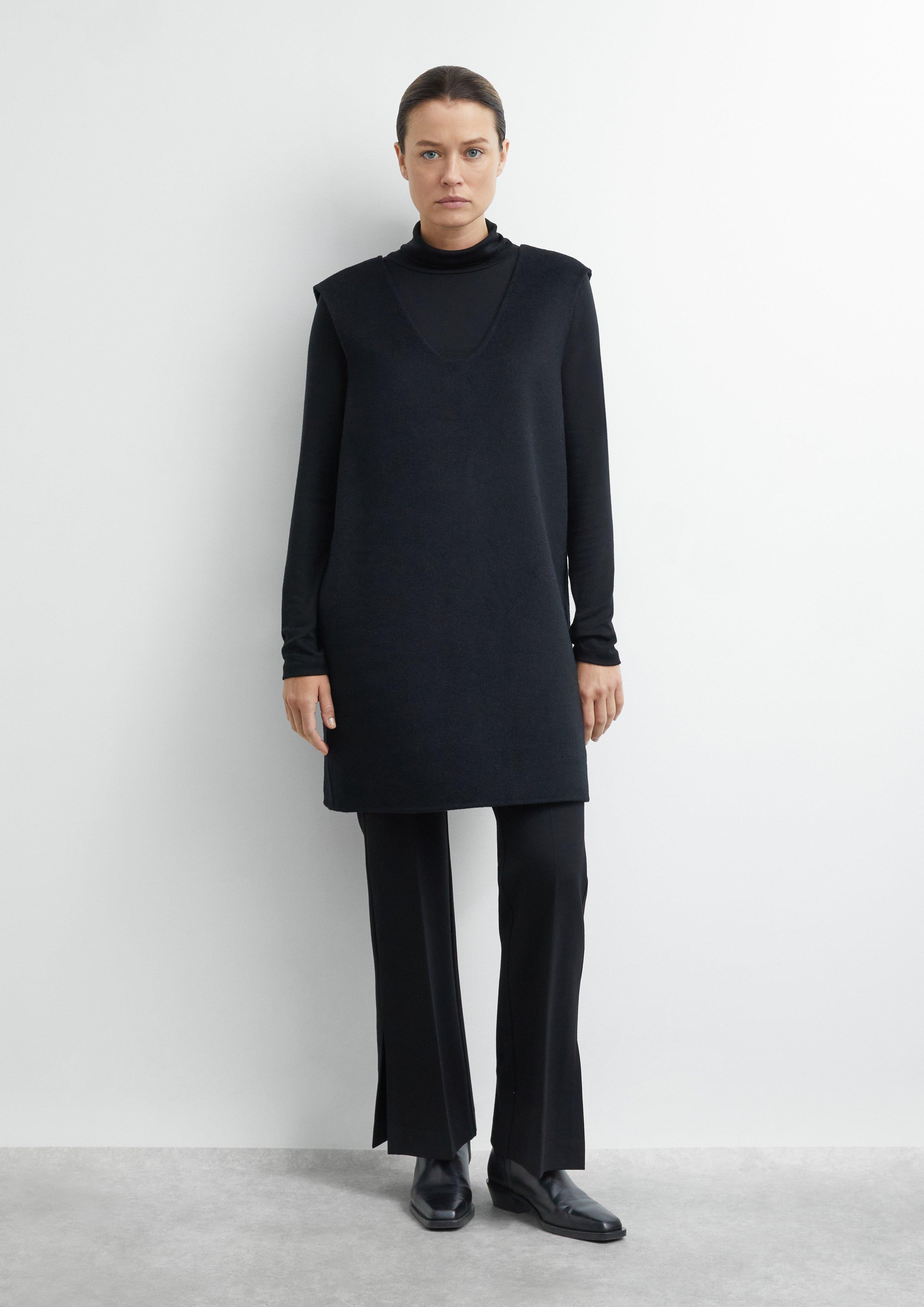 Kleid in Farbe schwarz von COMMA