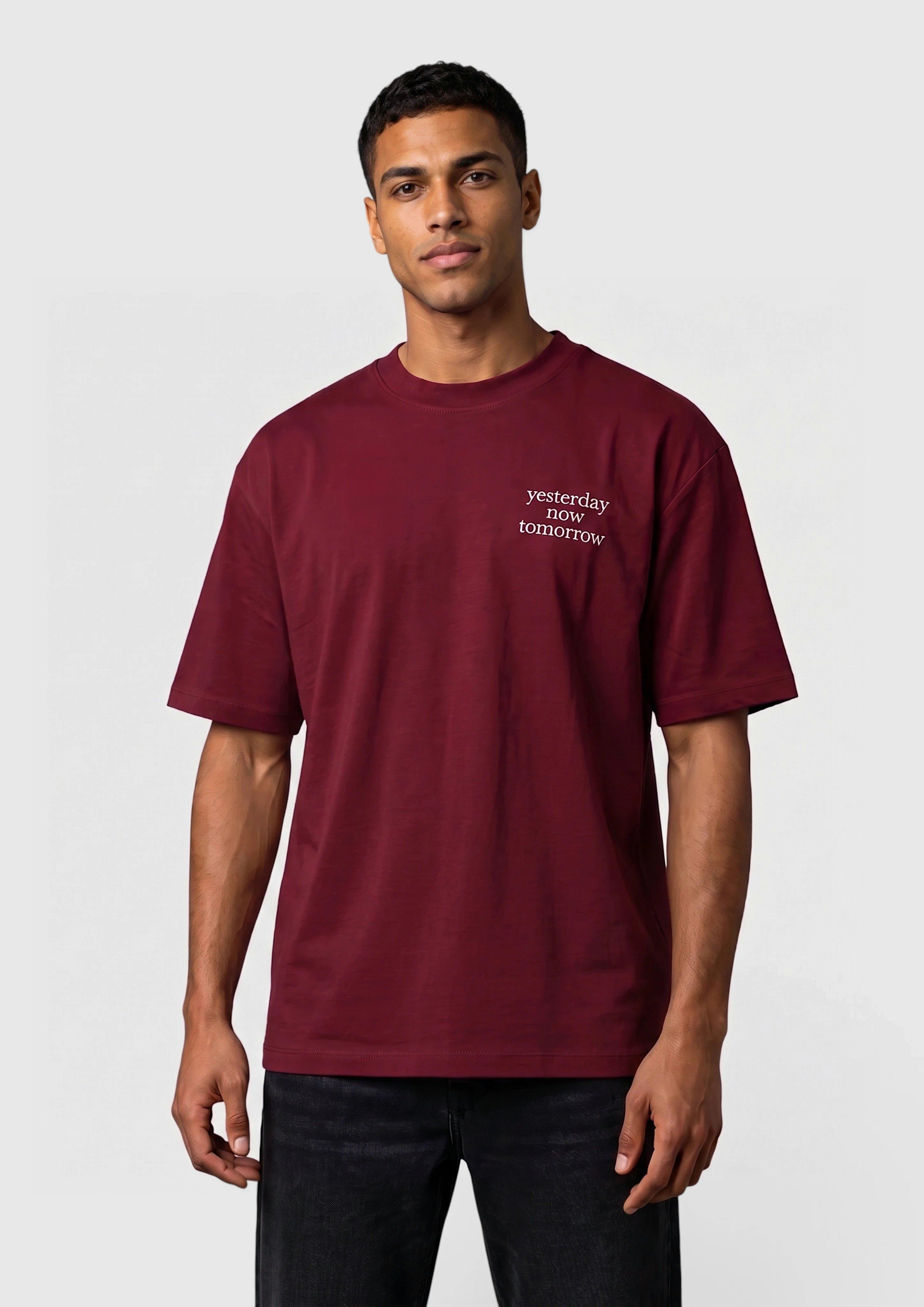 T-shirt coupe moderne avec imprimé à l'avant et dans le dos en bordeaux de s.Oliver