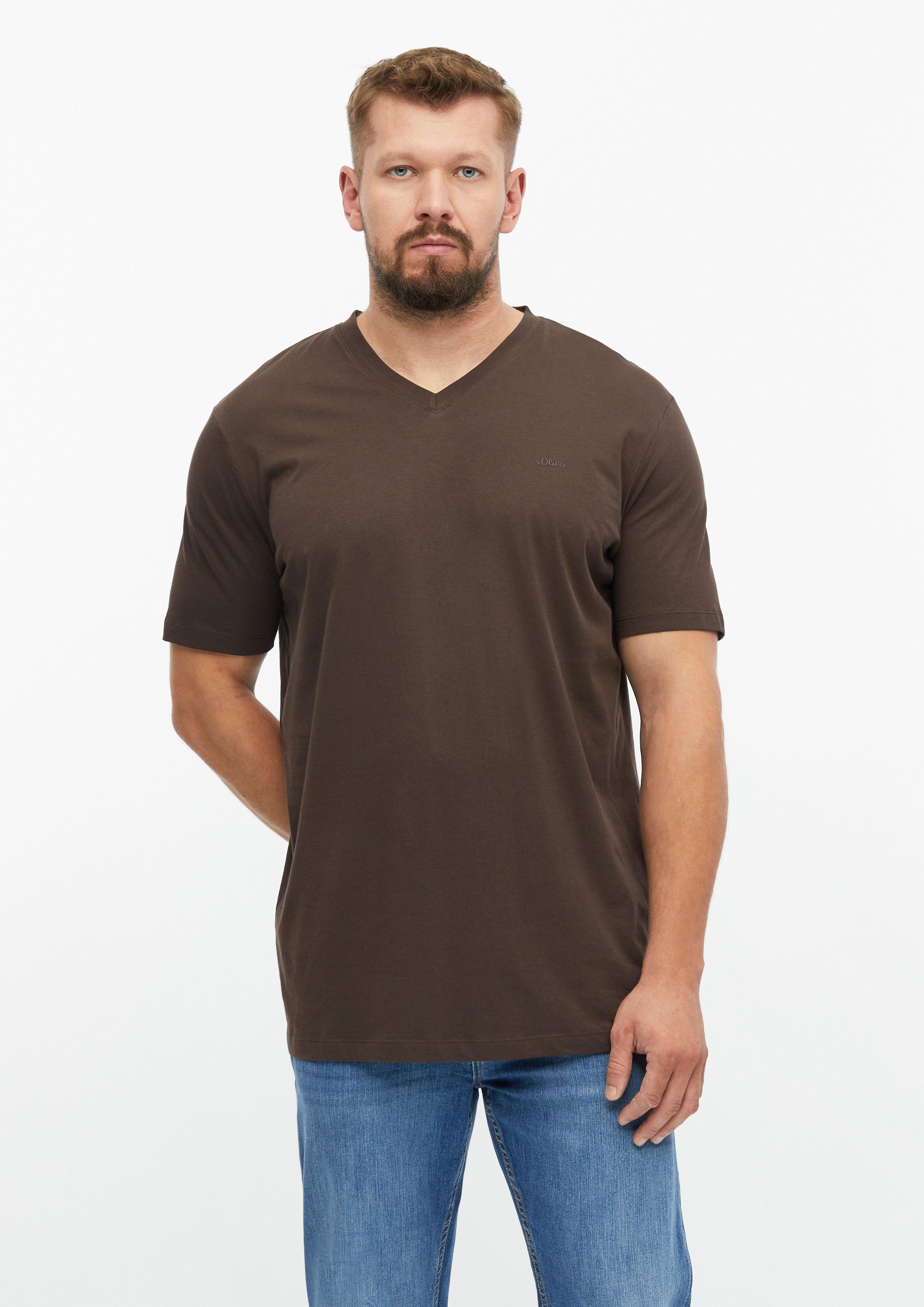 Katoenen T-shirt met logo-opdruk en V-hals in donkerbruin van s.Oliver Men Tall Sizes