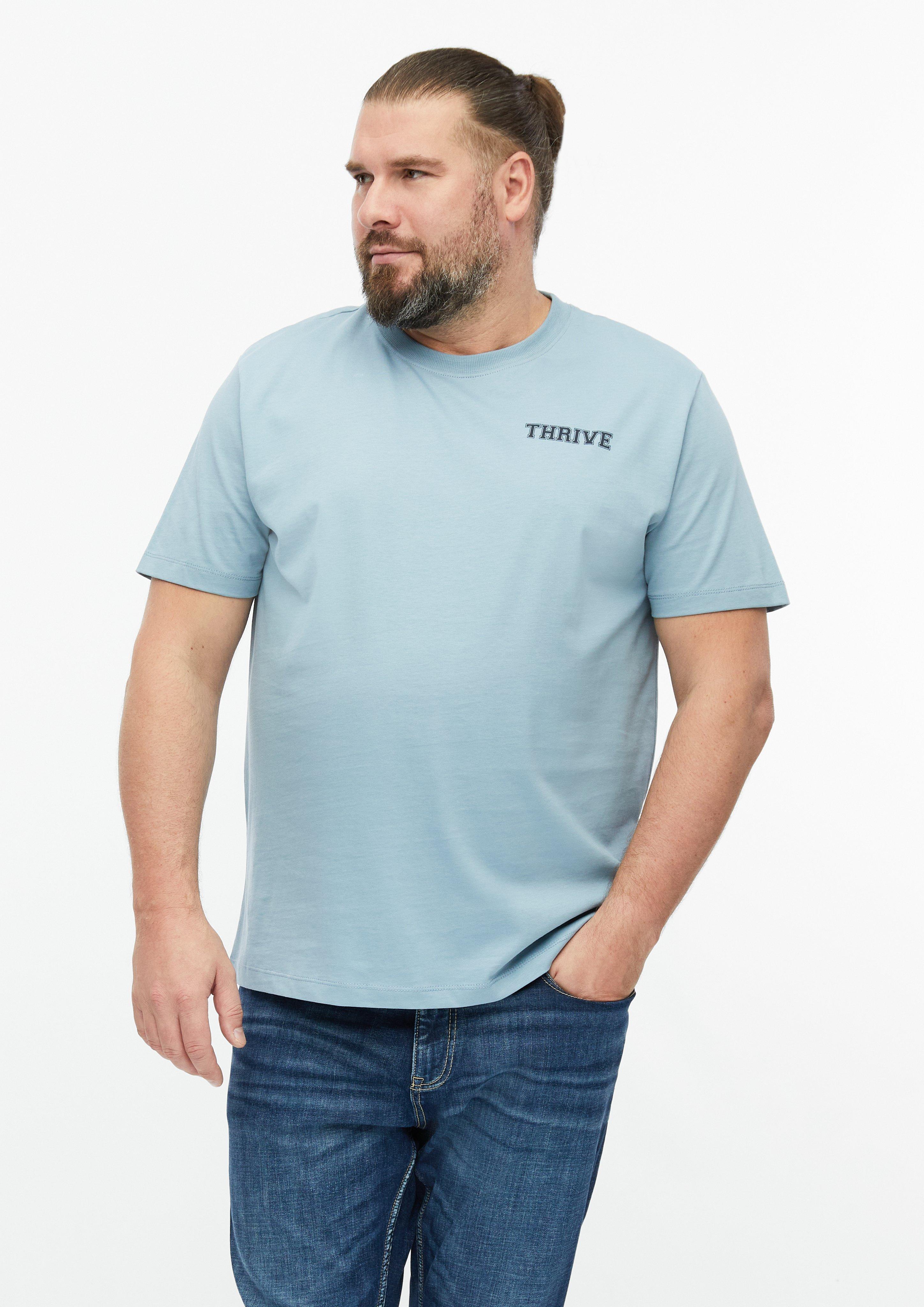 T-shirt avec imprimé à l'avant et à l'arrière en bleu clair de s.Oliver Men Big Sizes