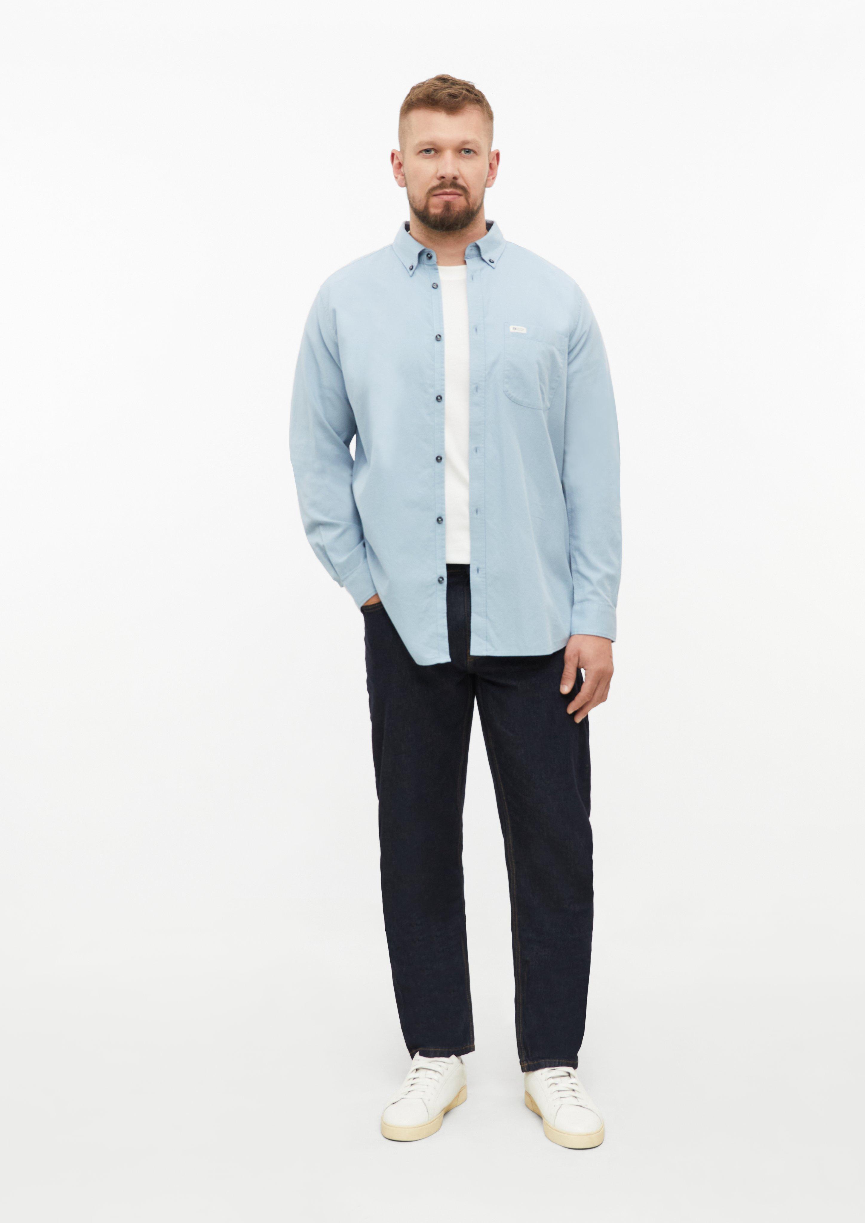 Hommes Coupe classique : chemise à la texture fine avec col boutonné en bleu de s.Oliver Men Tall Sizes