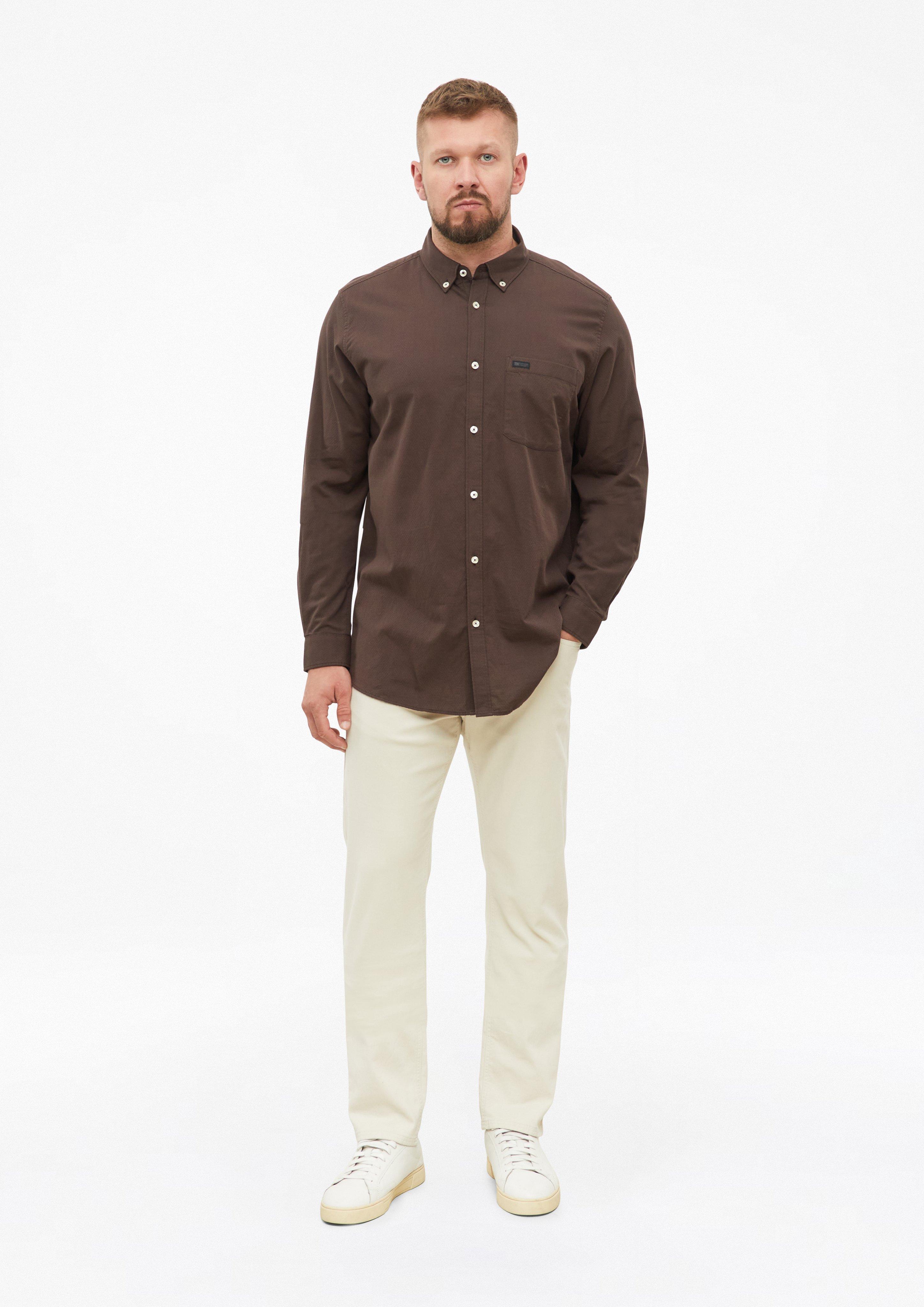 Pánové Regular Fit: Jemně strukturovaná košile s propínacím límcem v barvě hnědá od s.Oliver Men Tall Sizes