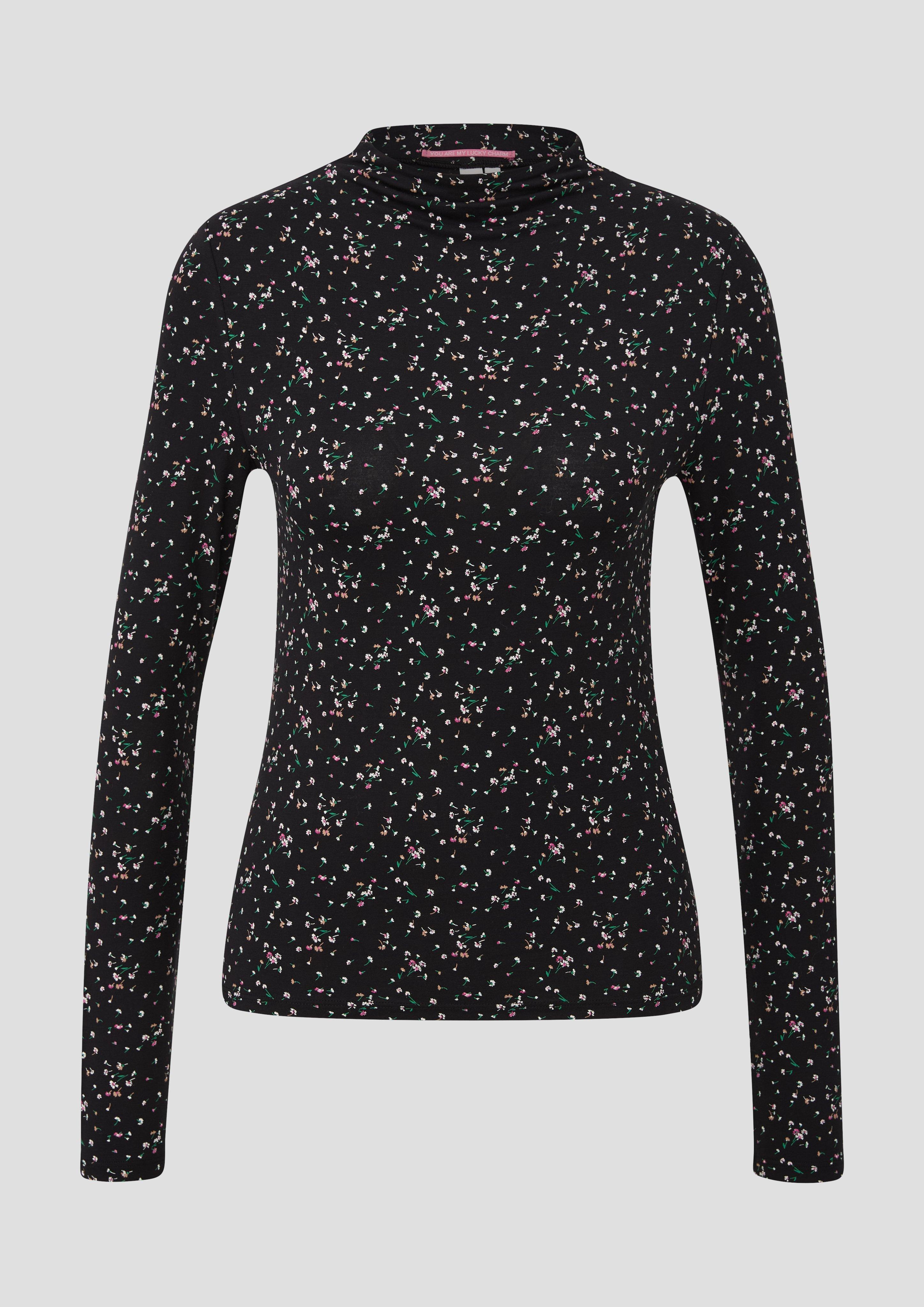Damen Schmales Viskose-Shirt mit Blumenprint in schwarz von QS