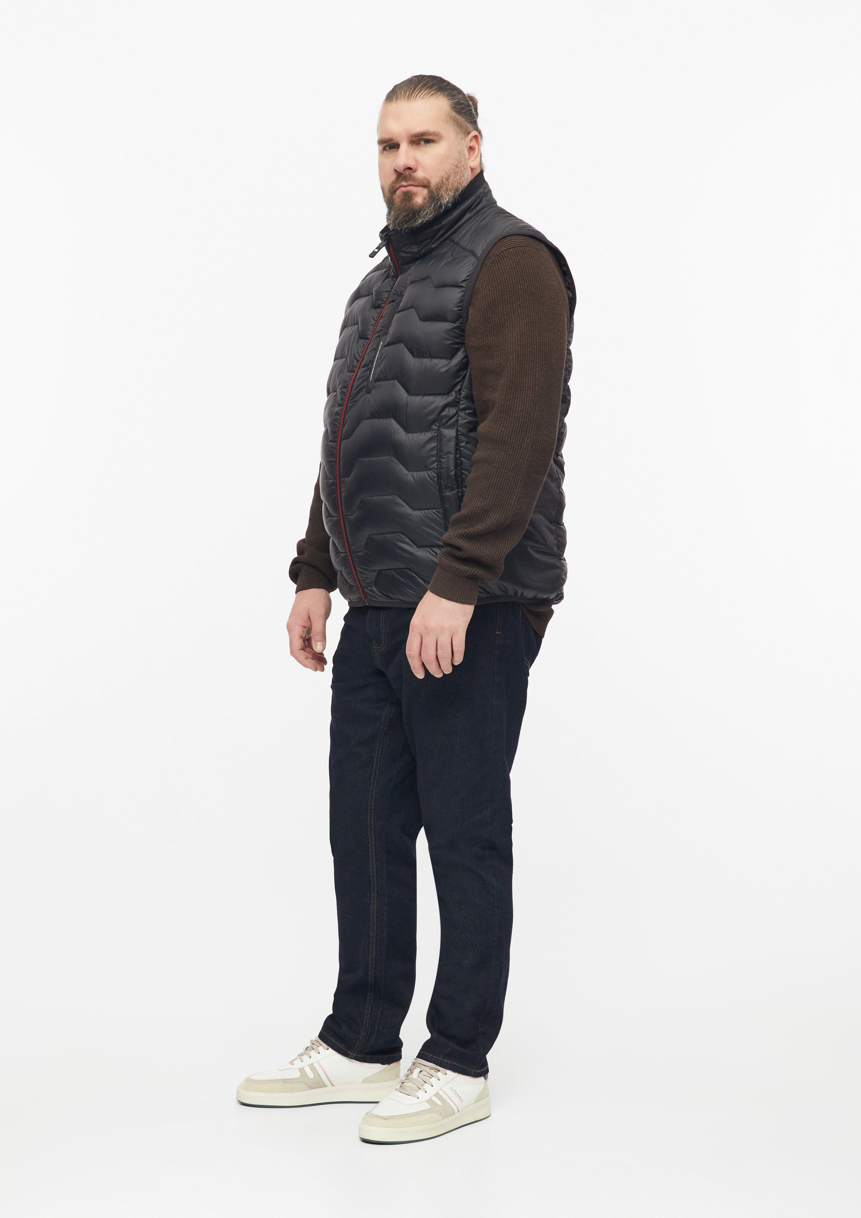 Heren Waterafstotend gewatteerd vest met sportieve details in zwart van s.Oliver Men Big Sizes