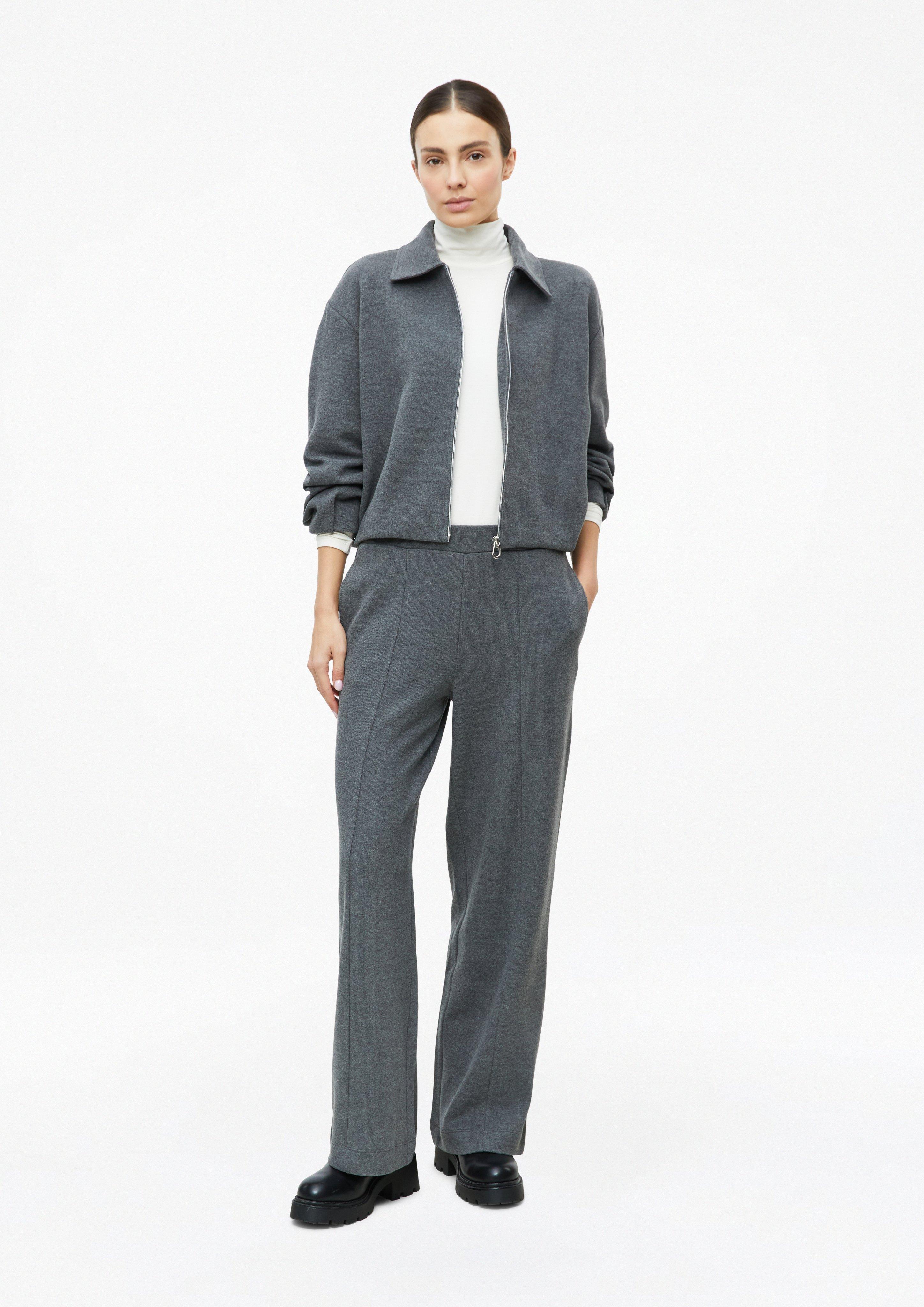Damen Flauschige Sweatjacke mit Ballonsaum in grau von s.Oliver