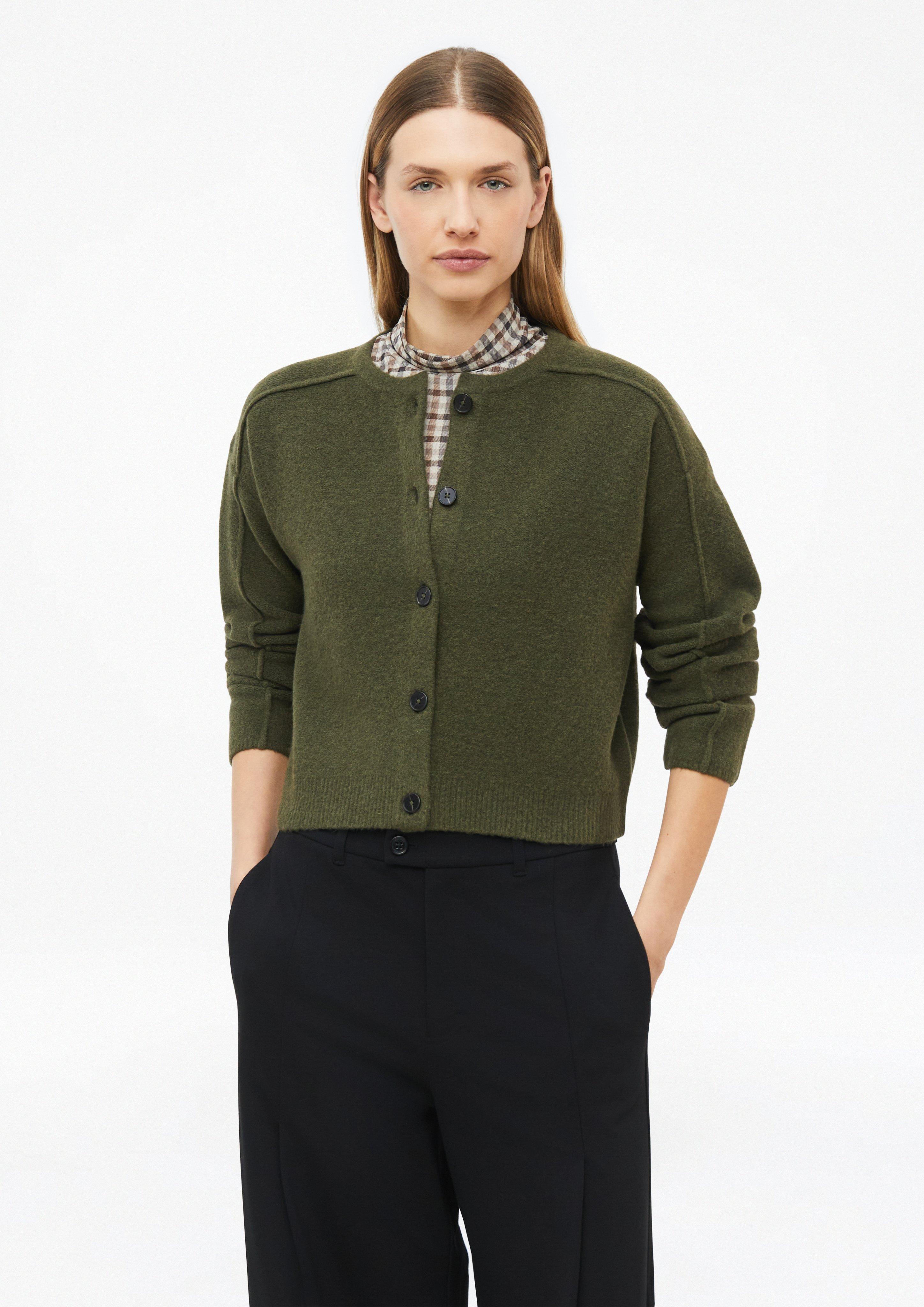 Strickjacke im Wollmix mit Ziernähten in Farbe olivgrün von s.Oliver