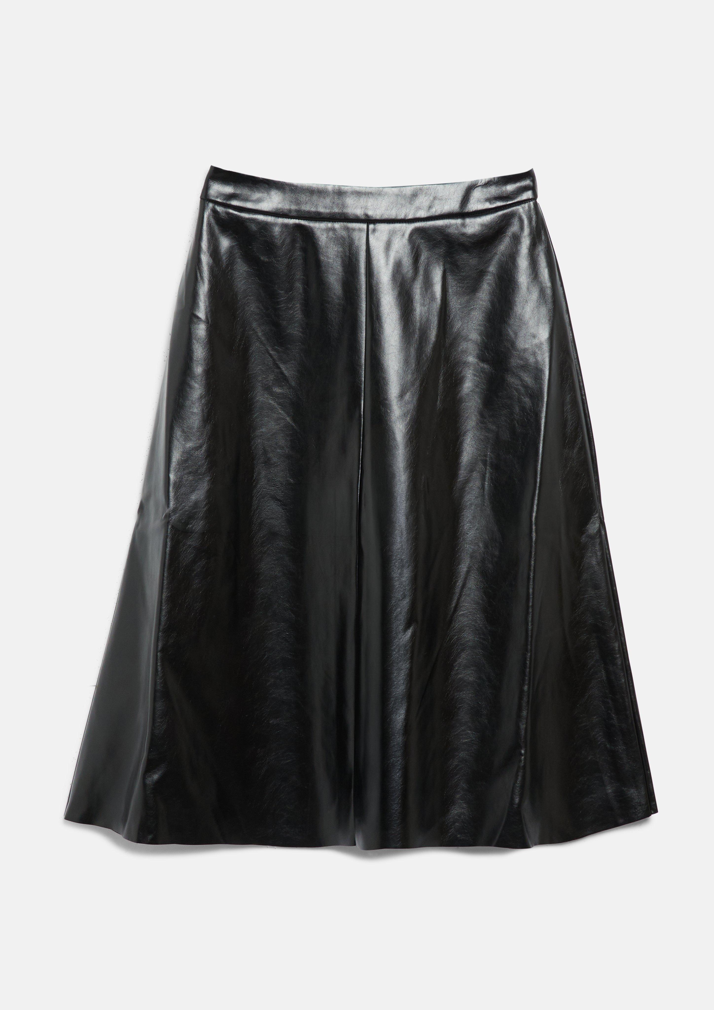 Skirt in black by s.Oliver