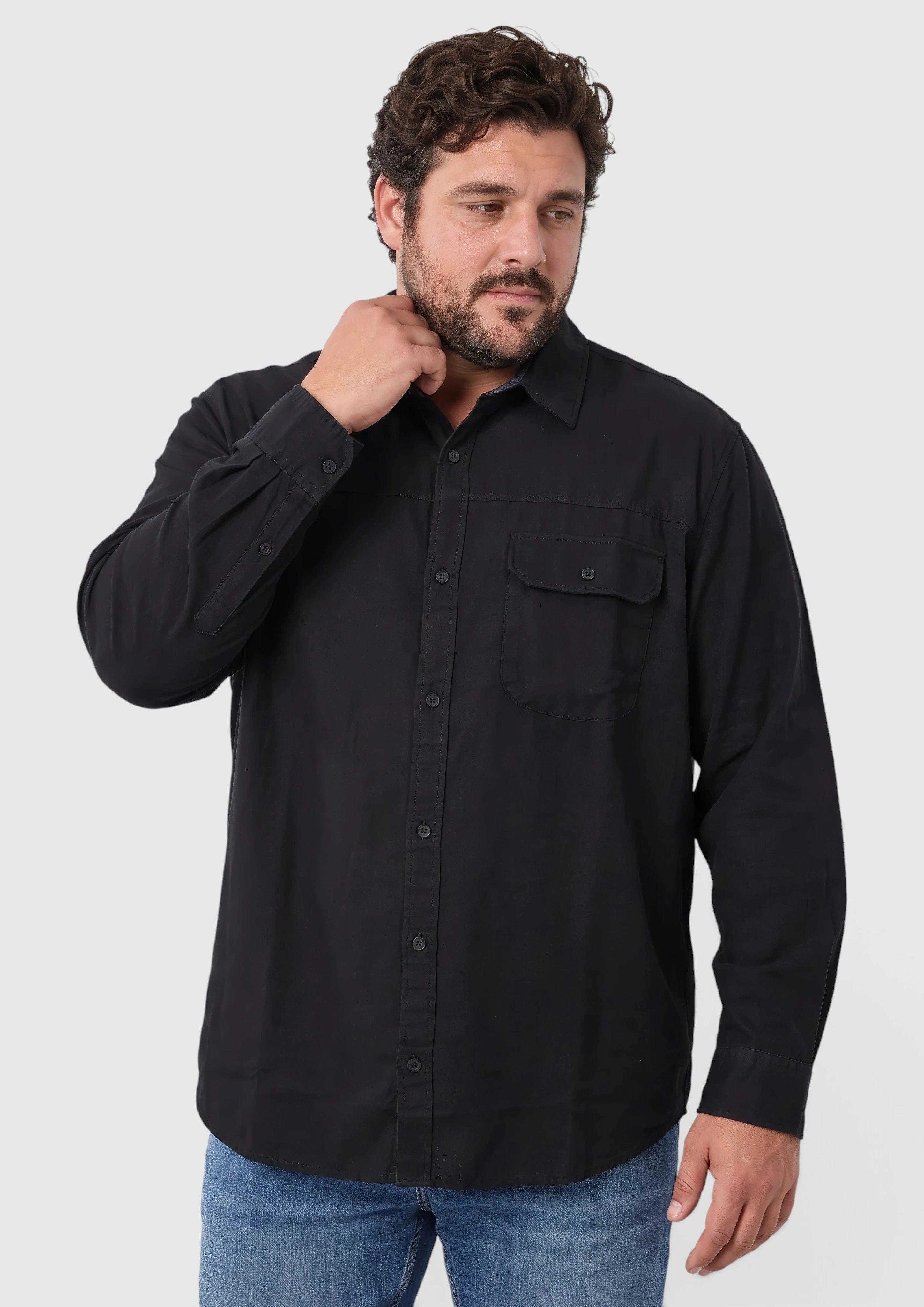 Coupe classique : chemise avec poche poitrine et détails de coutures en noir de s.Oliver Men Big Sizes