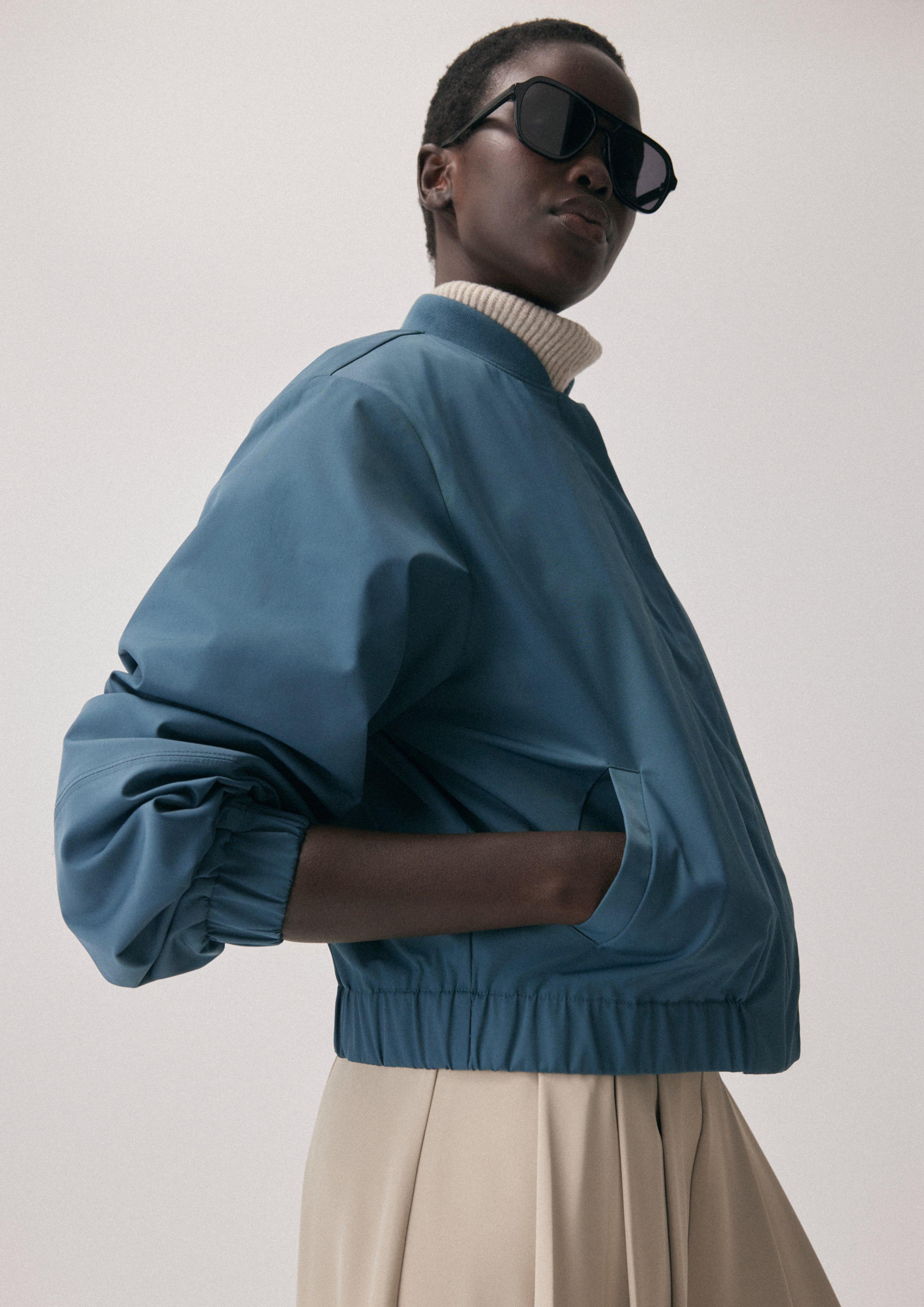 Indoor-Jacke in petrol von COMMA