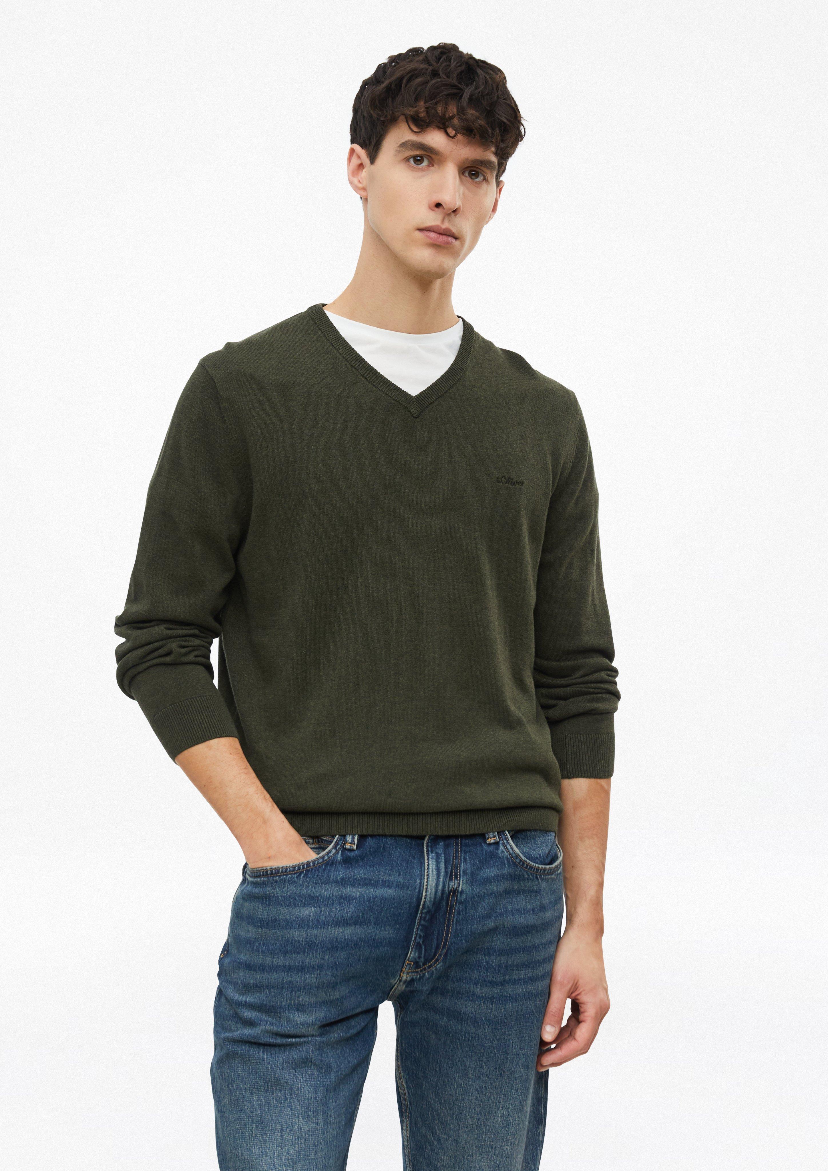 Pull en maille avec logo brodé en vert olive de s.Oliver