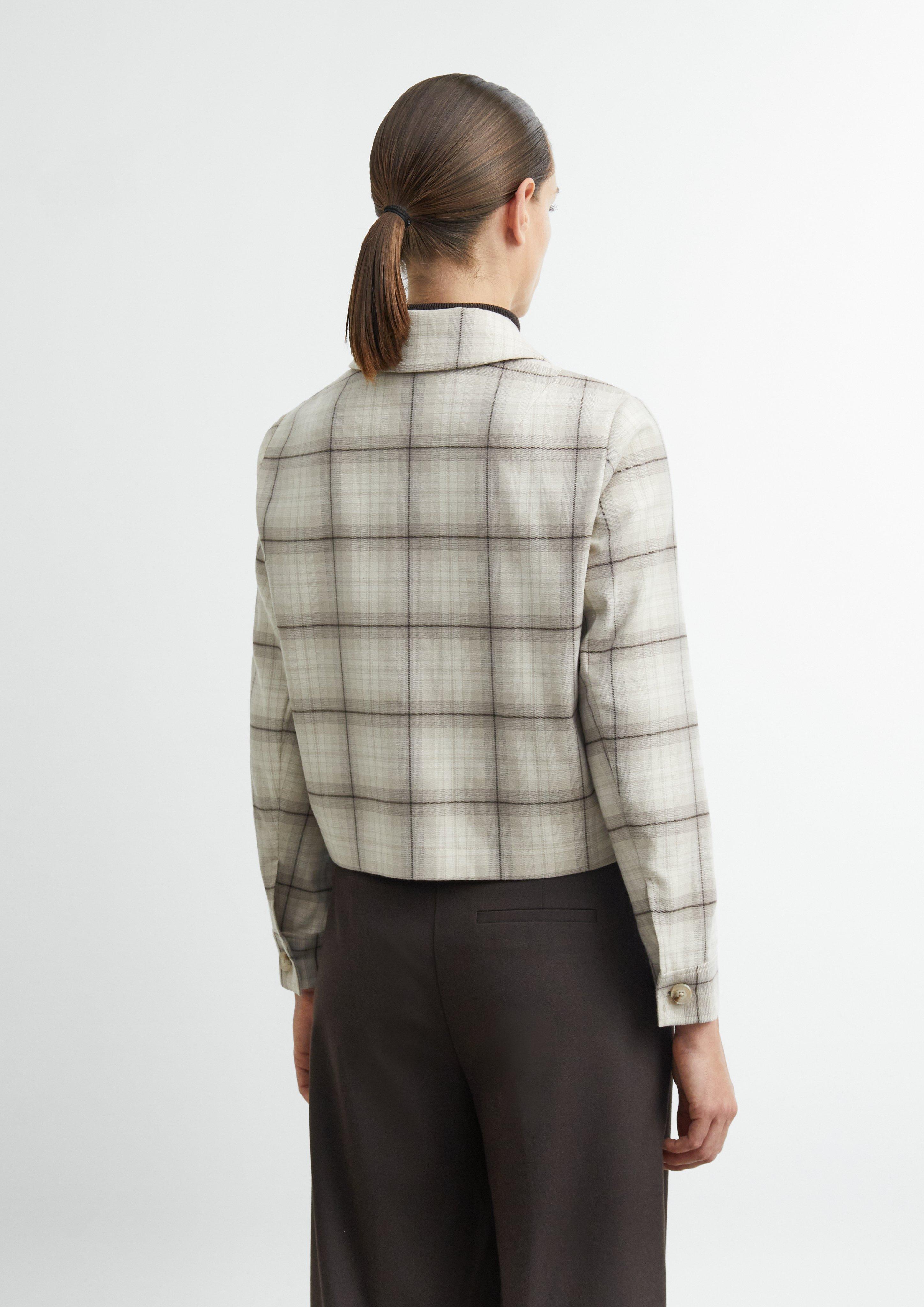 Veste d'intérieur en beige de COMMA
