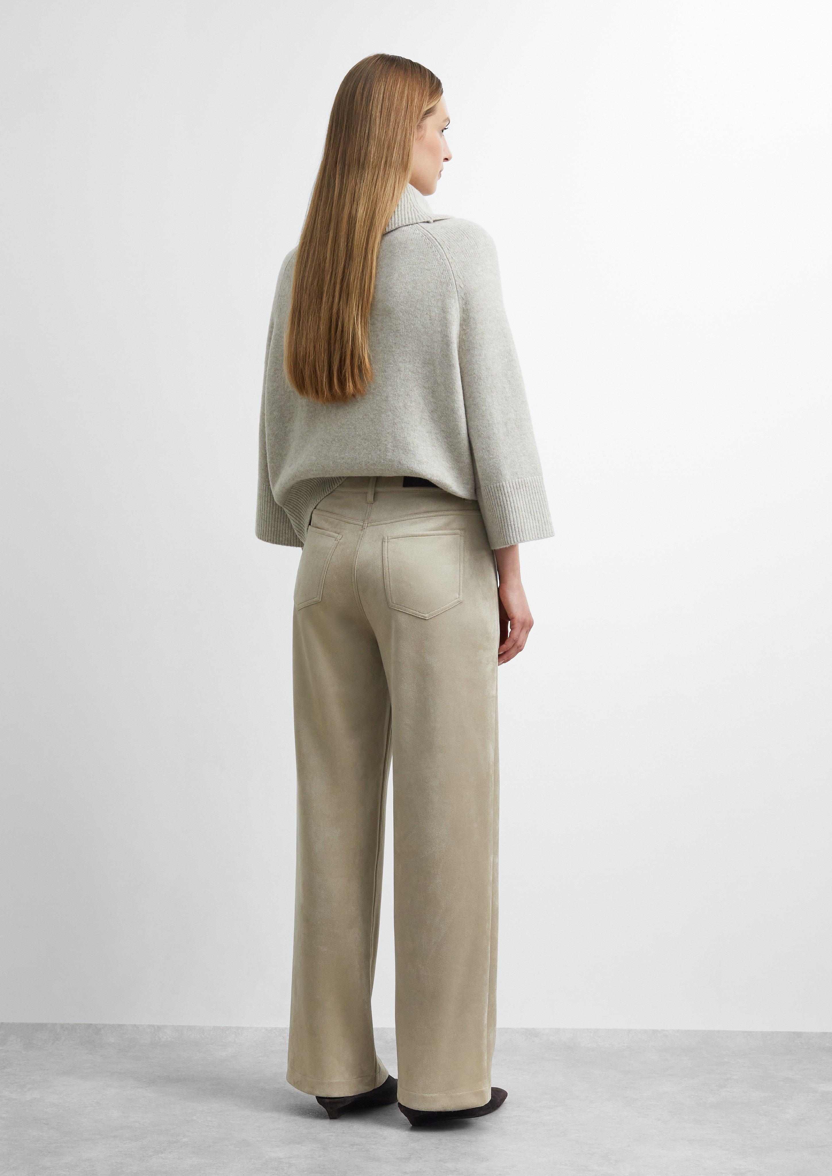 Pantalon en simili-velours à jambes larges en beige de COMMA