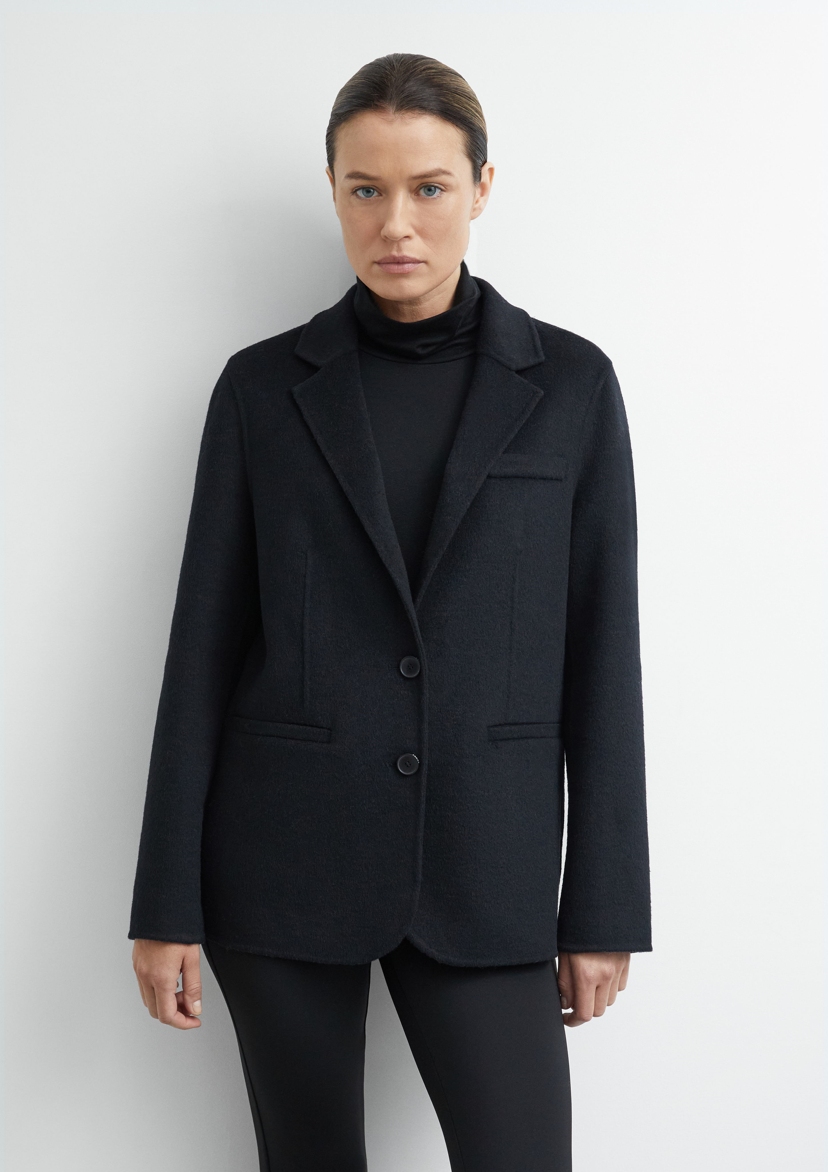 Blazer d'intérieur en noir de COMMA