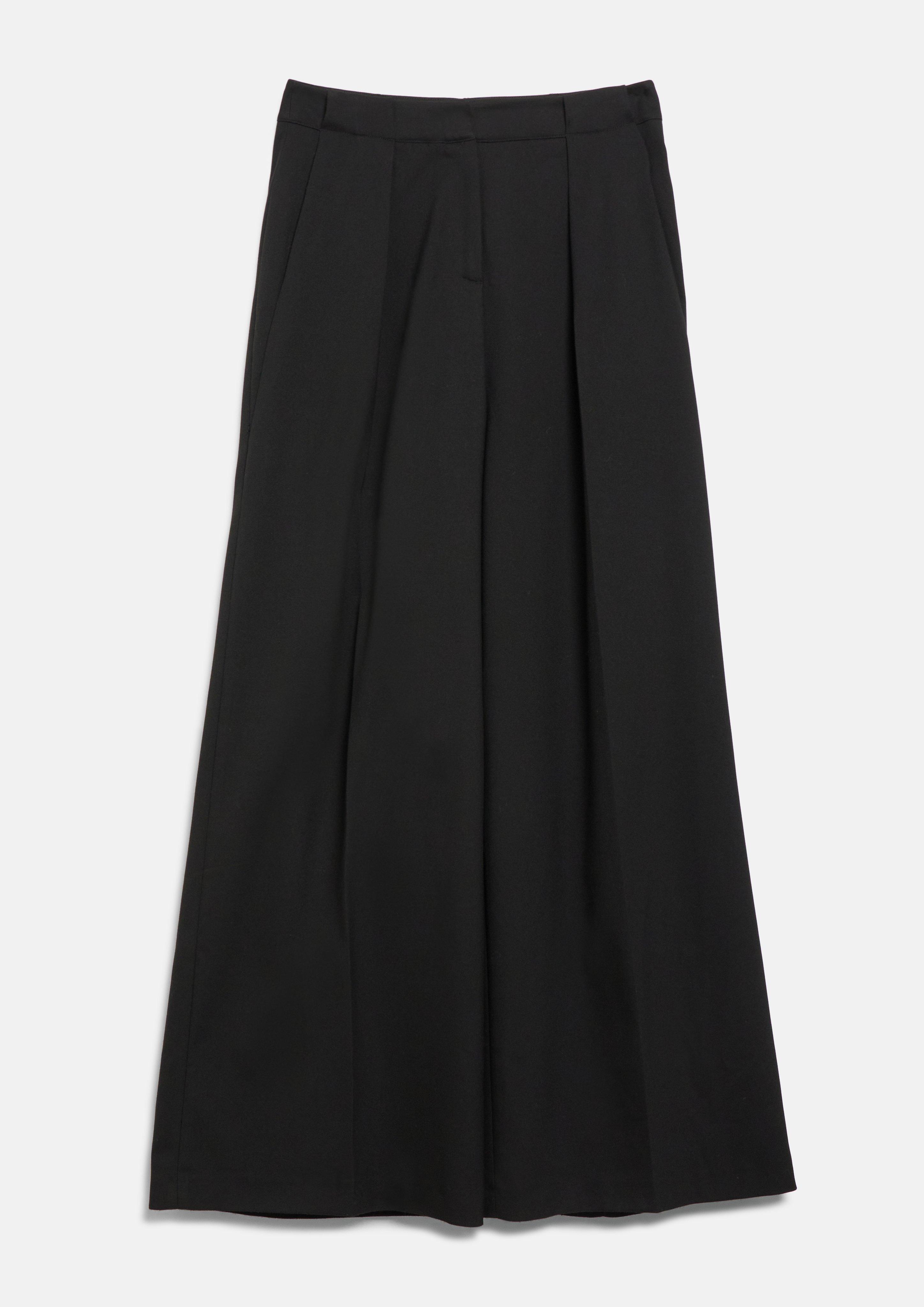 Women Trousers in black by COMMA