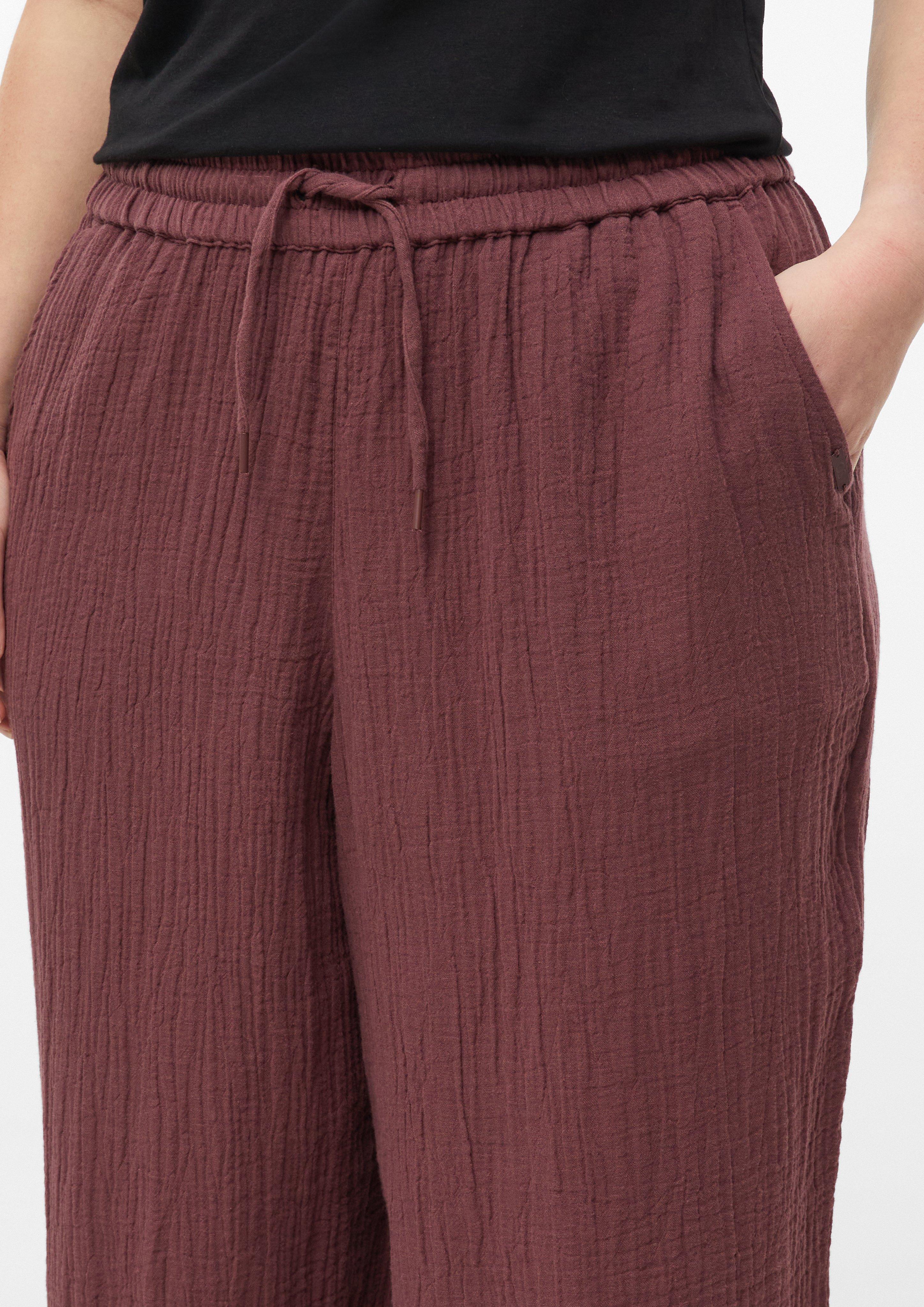 Dames Broek in rood van QS CURVE