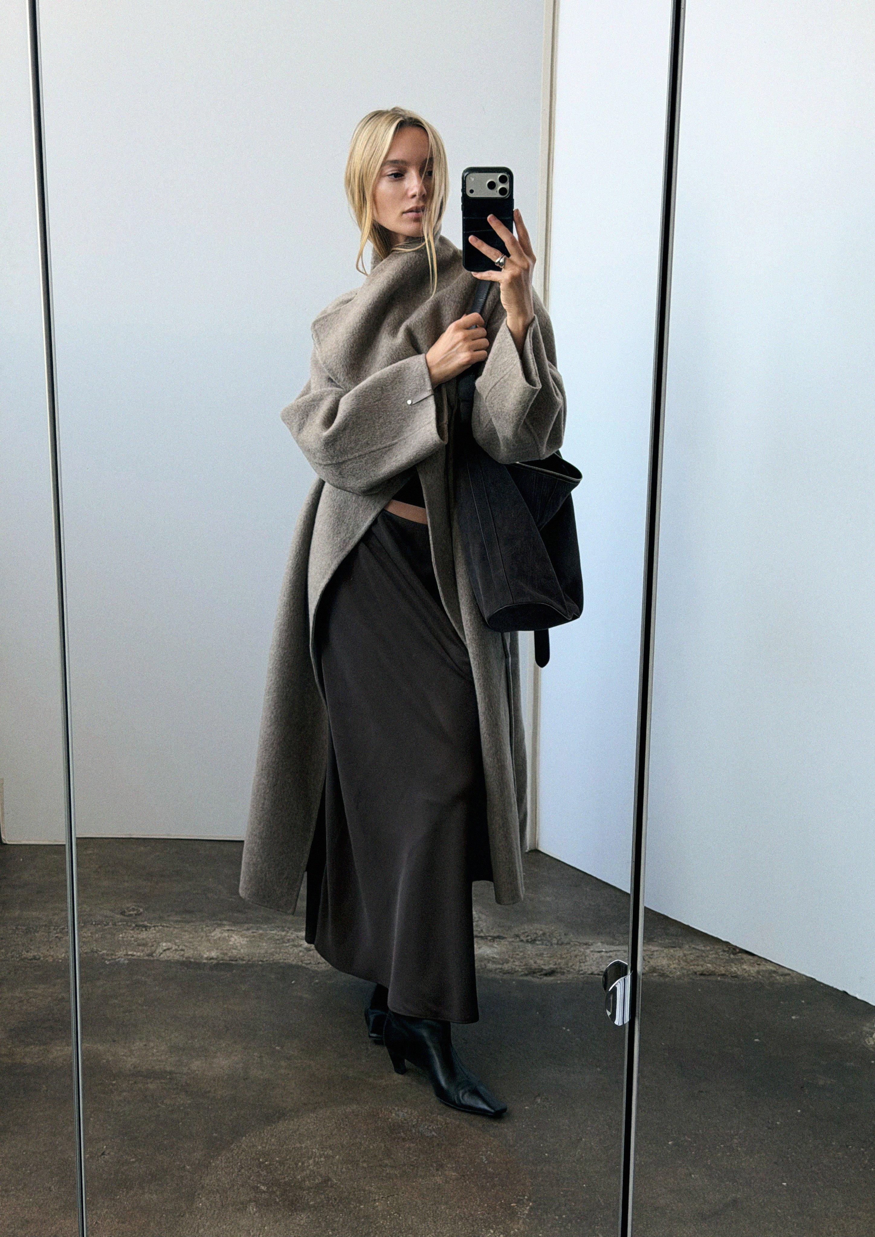 Women Satin Skirt Made from a Viscose Blend in brown by comma