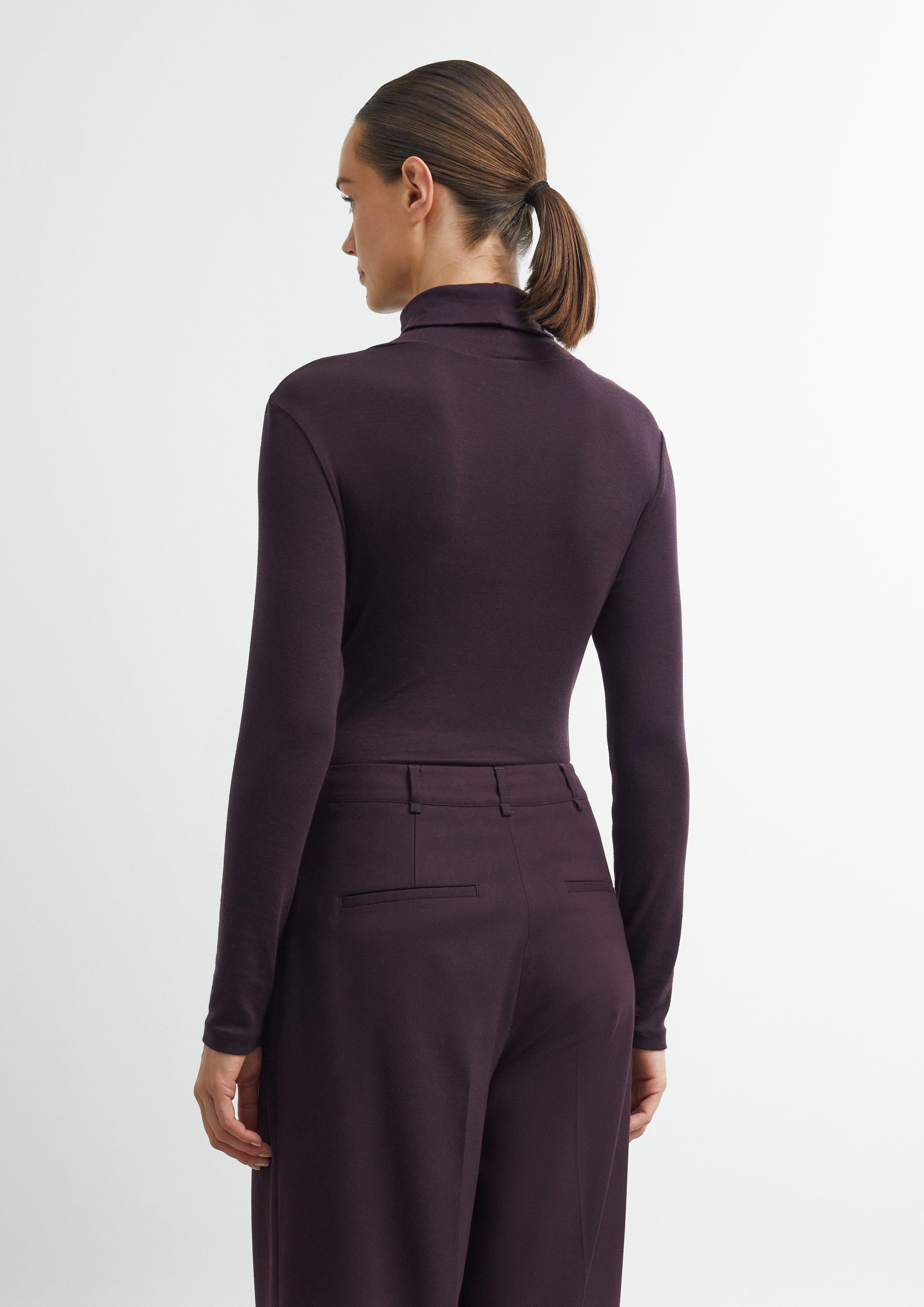 T-Shirt in lila von COMMA