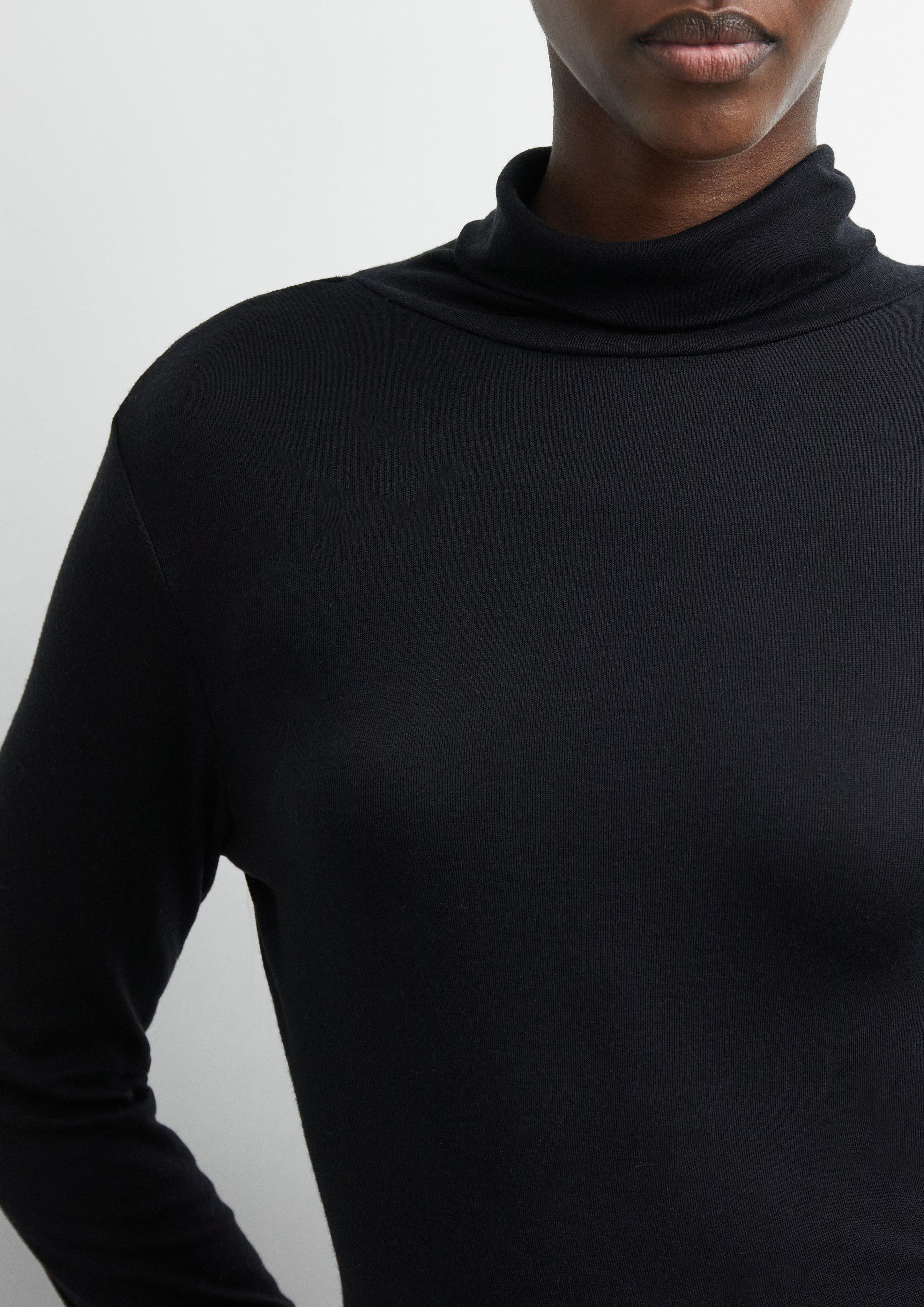 T-Shirt in schwarz von COMMA