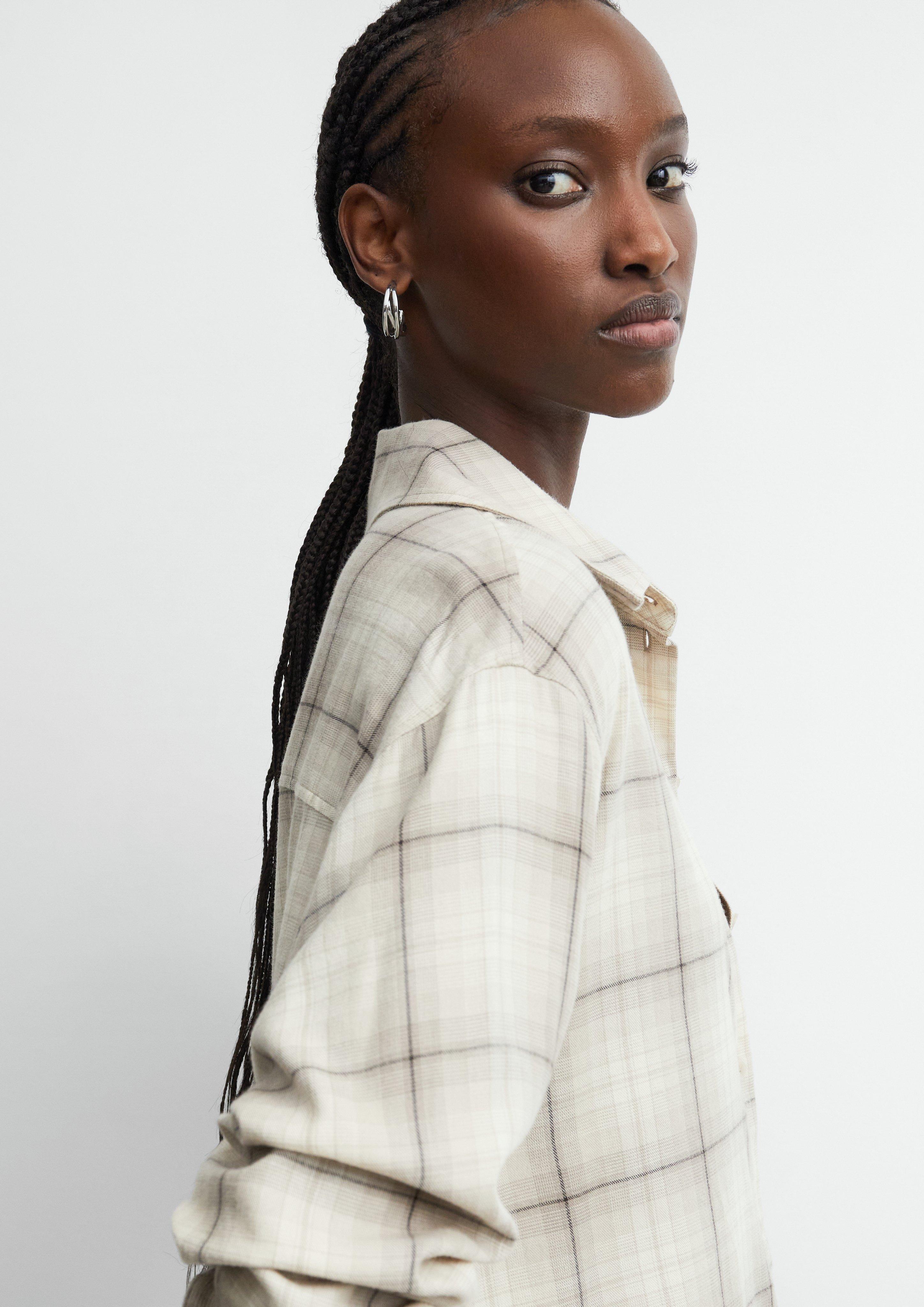 Fashion Earrings in silver by COMMA