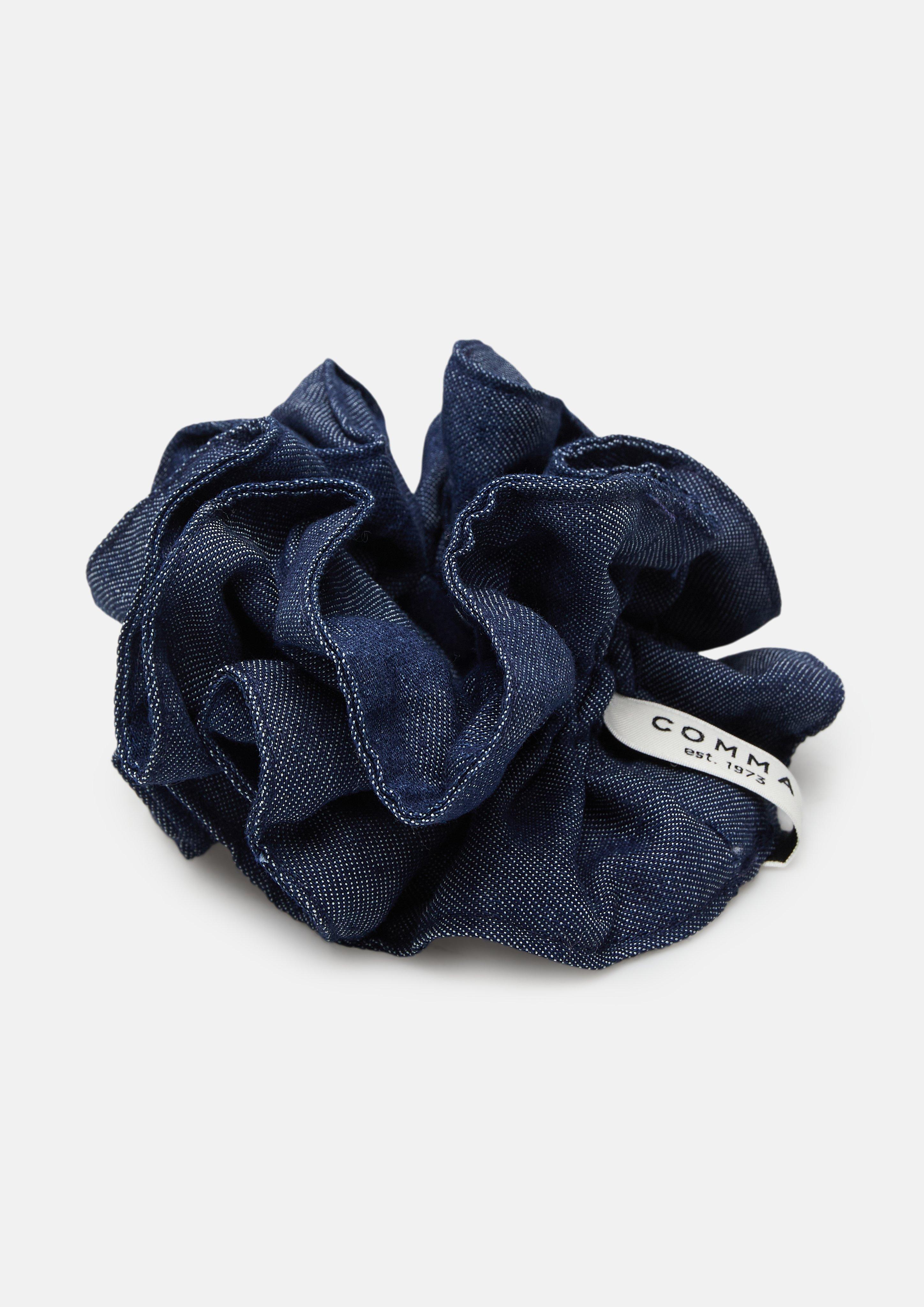 Accessoires en bleu de COMMA