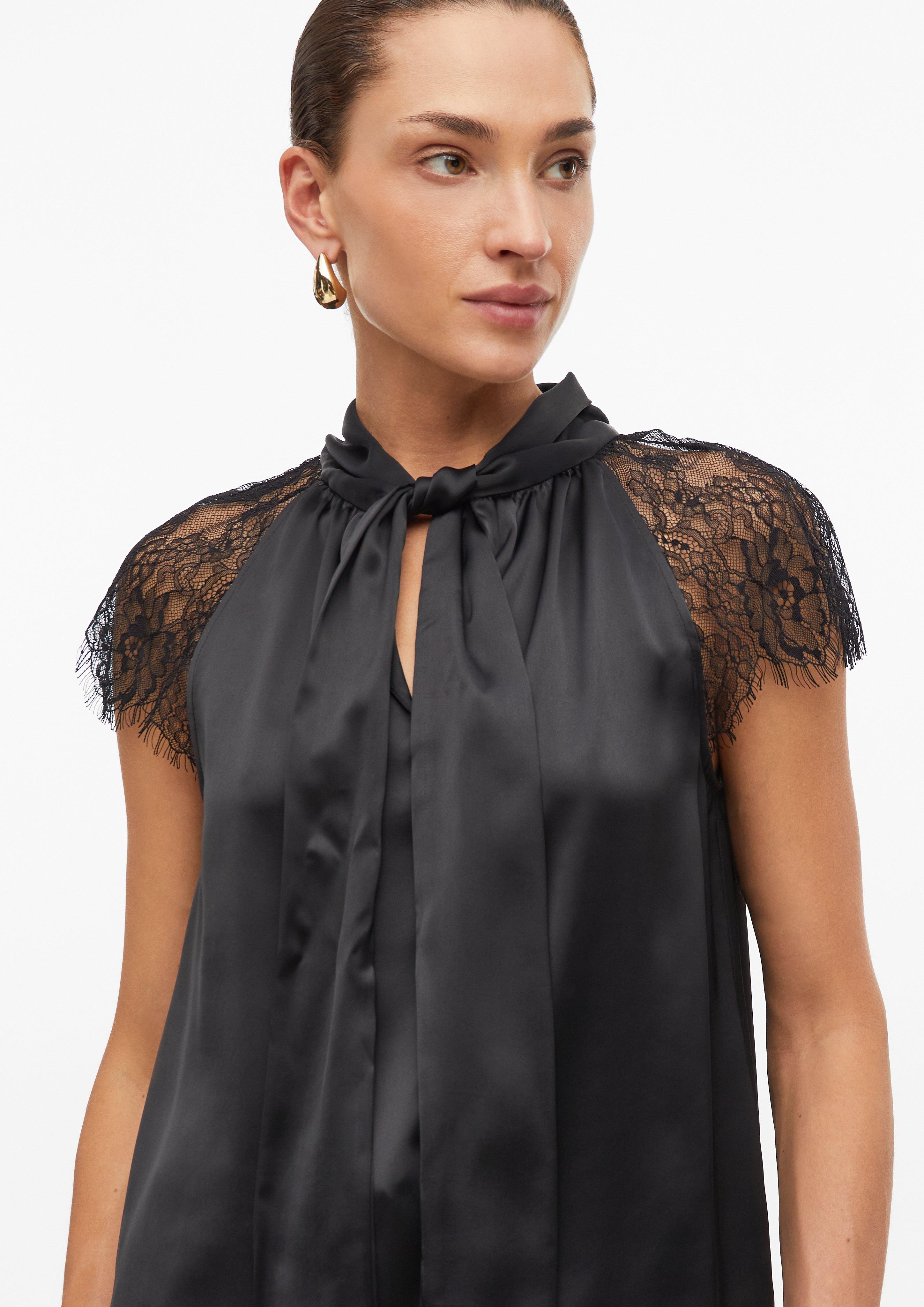 Femmes Chemisier à col lavallière et détails en dentelle en noir de s.Oliver BLACK LABEL