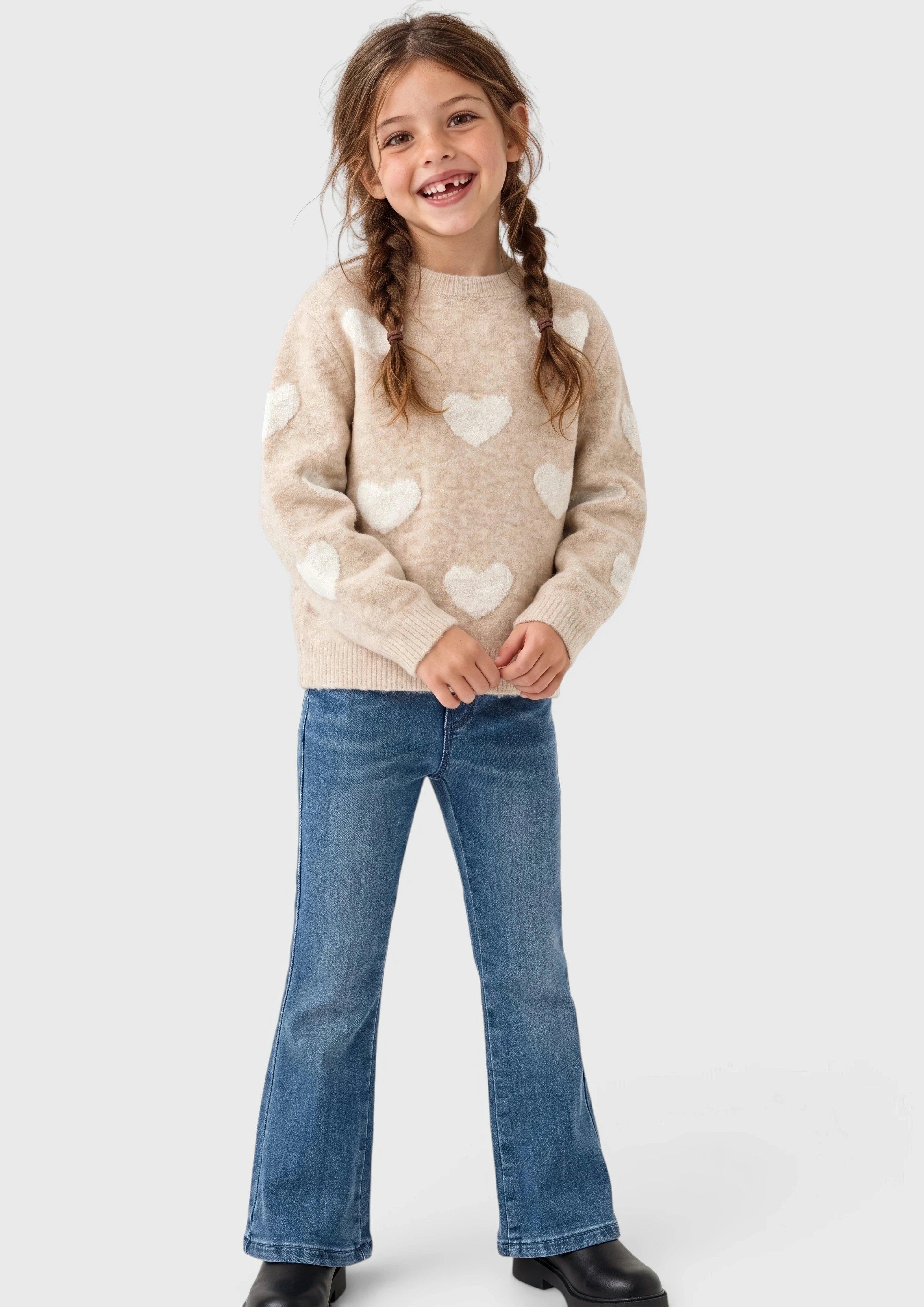 Flauschiger Strickpullover mit Glitzerherzen in Farbe sandstein von s.Oliver